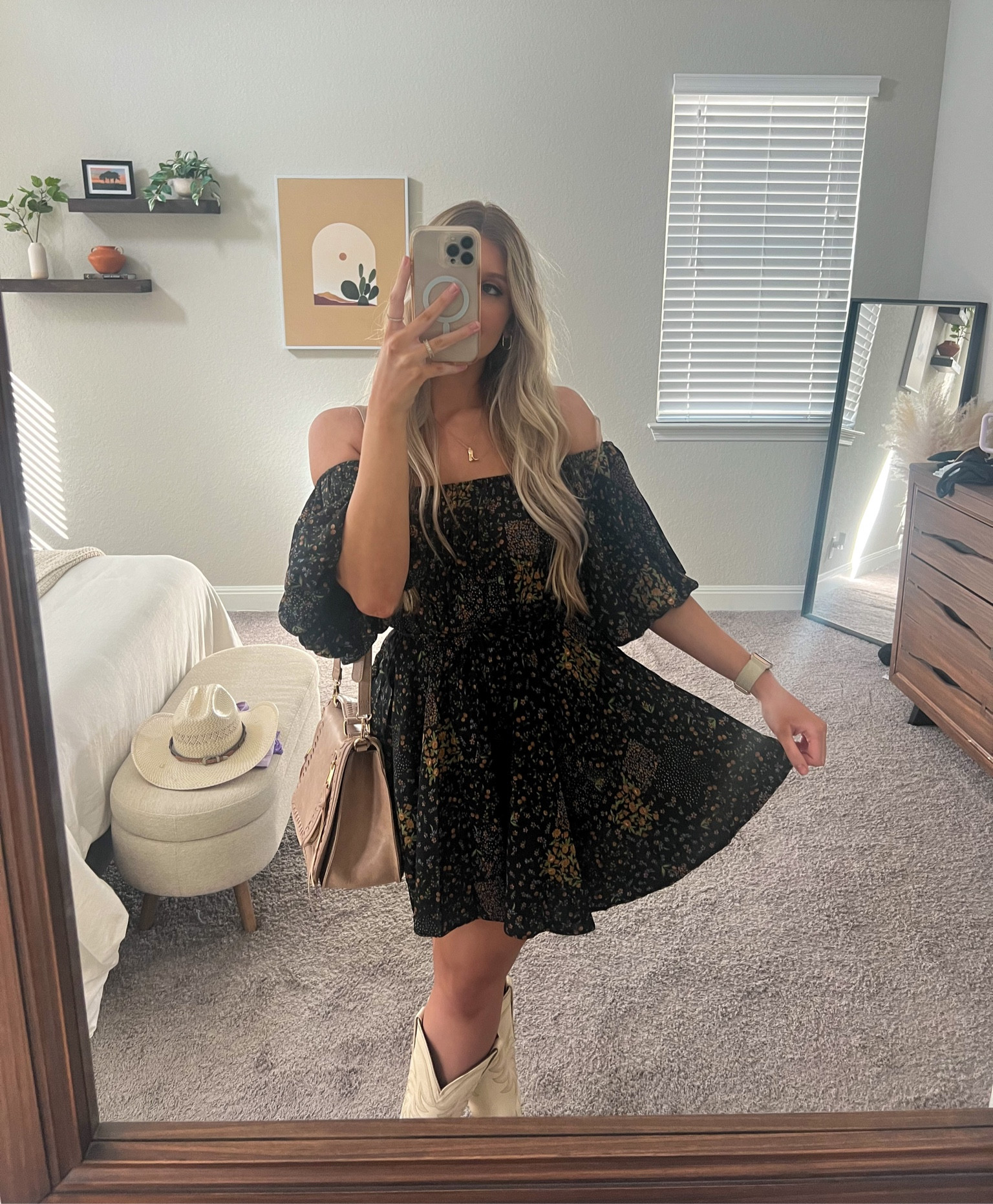 nothing better than a dress & boots 🤠

#LTKstyletip