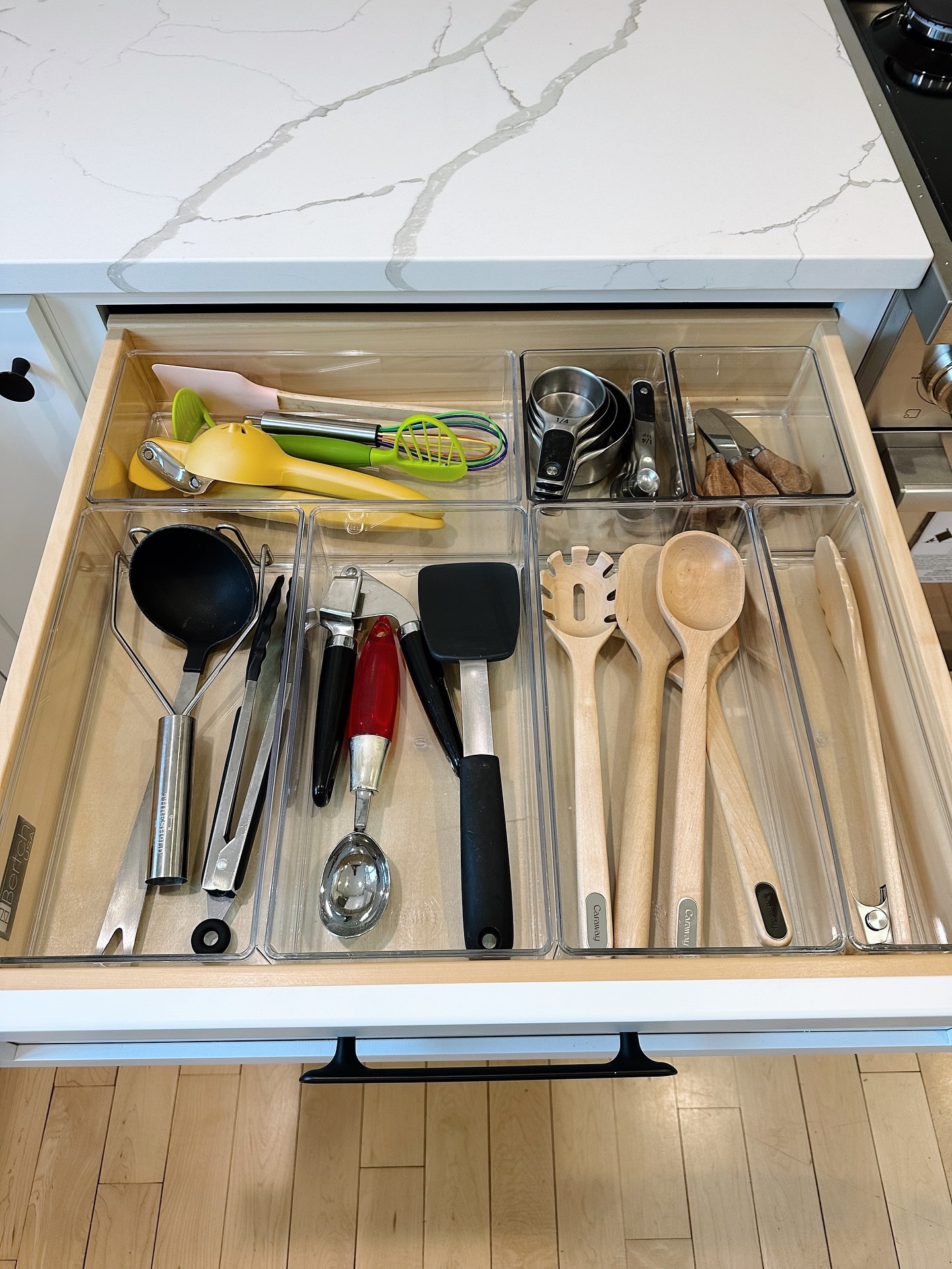 An organized kitchen means less time wasted looking for things this summer. 

Summer should be fun!🤩IYKYK

Comment SHOP for my favorite kitchen products.

organized home | organized mom | get organized | organized kitchen 

#organizedhome #organized #getorganized #organizationgoals #organizedkitchen #organizedmom