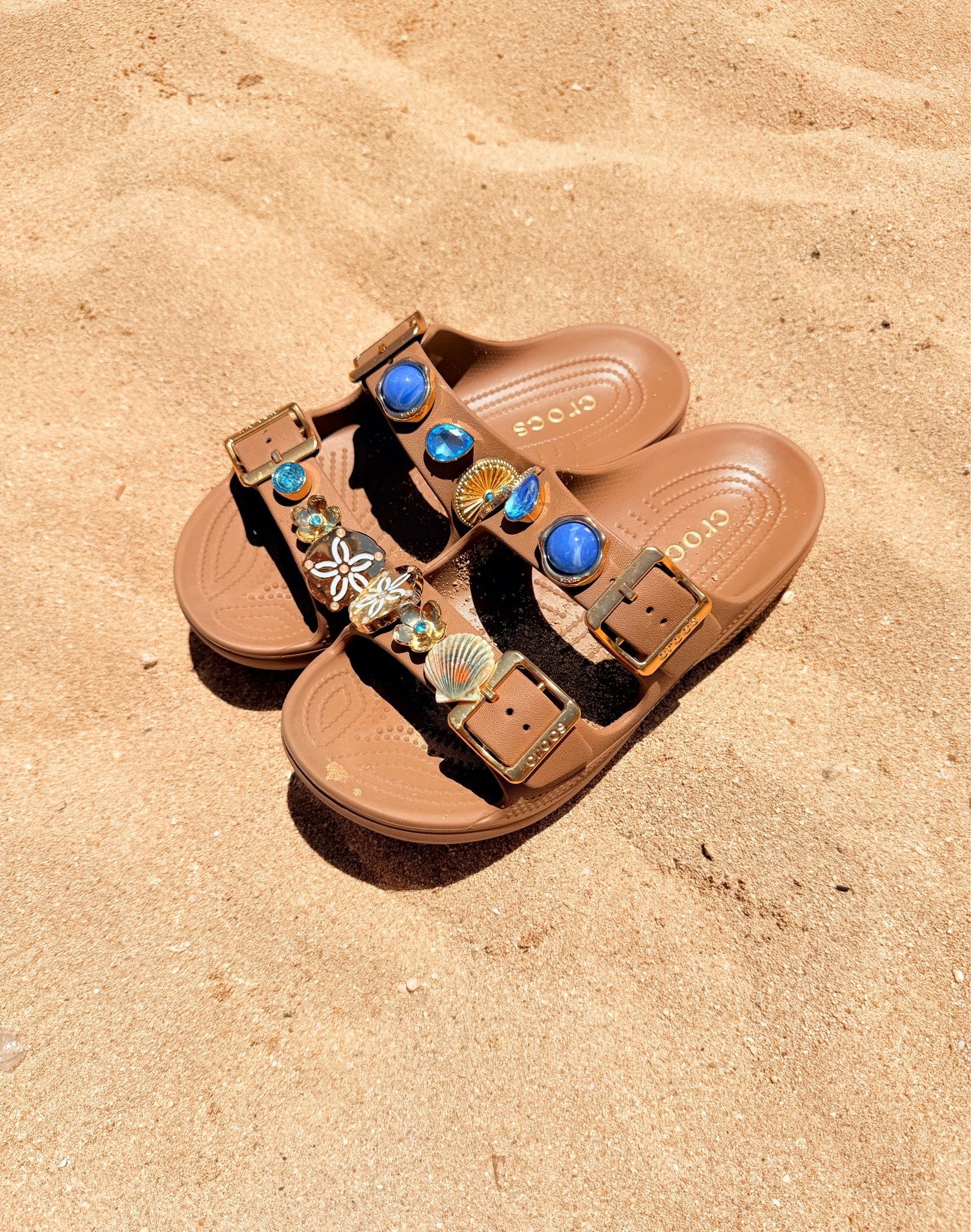 The comfiest & stylish little crocs🌺😌

#LTKootd