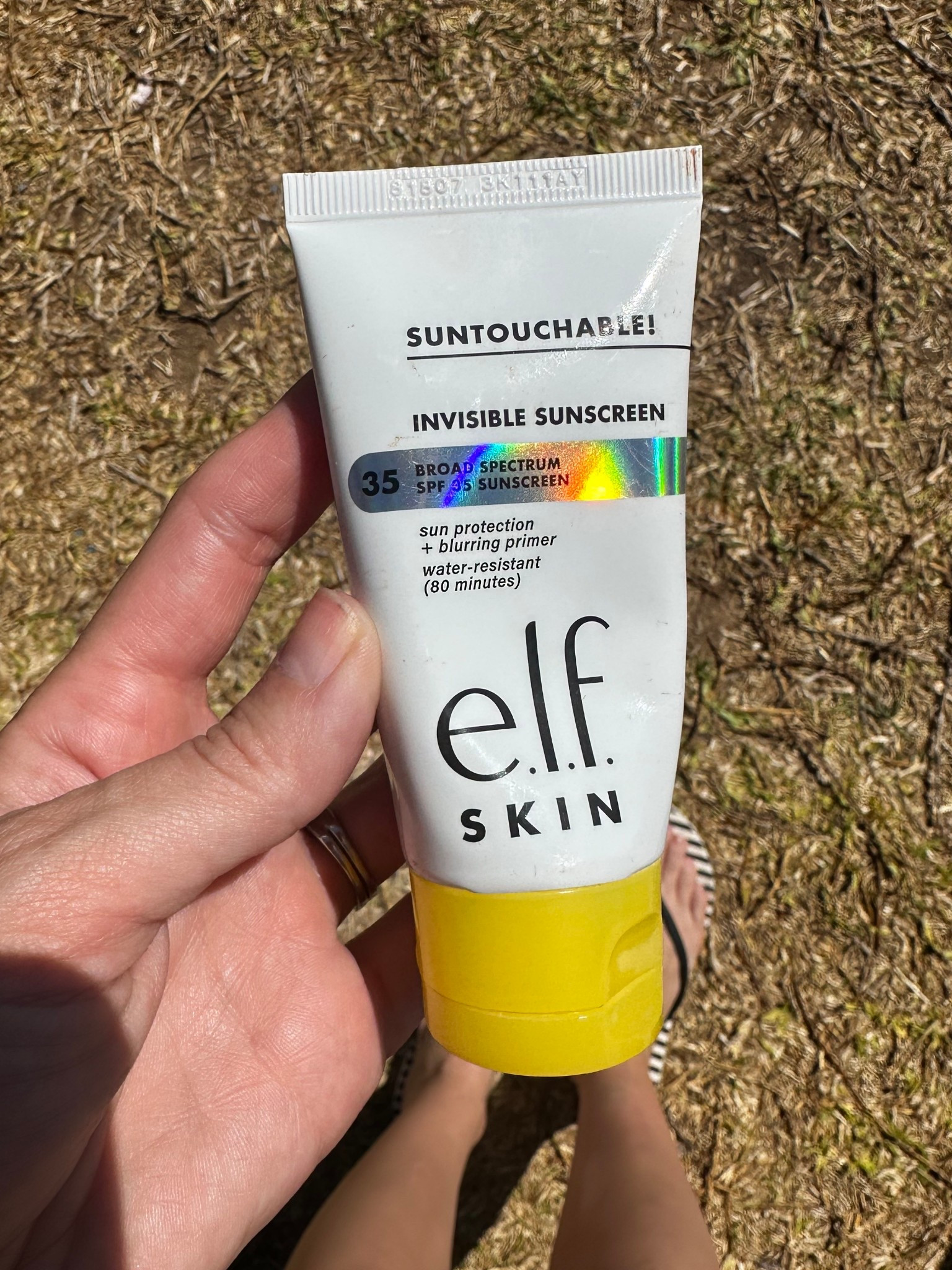 The best face sunscreen ever!! 