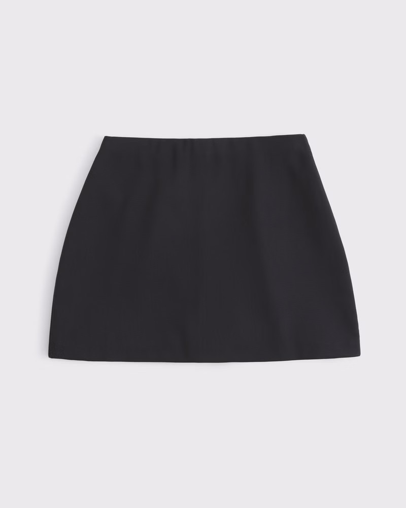 Abercrombie & Fitch Women's The A&F Scarlett Curve Love Mini Skort in Black - Size XXS | Abercrombie & Fitch (US)