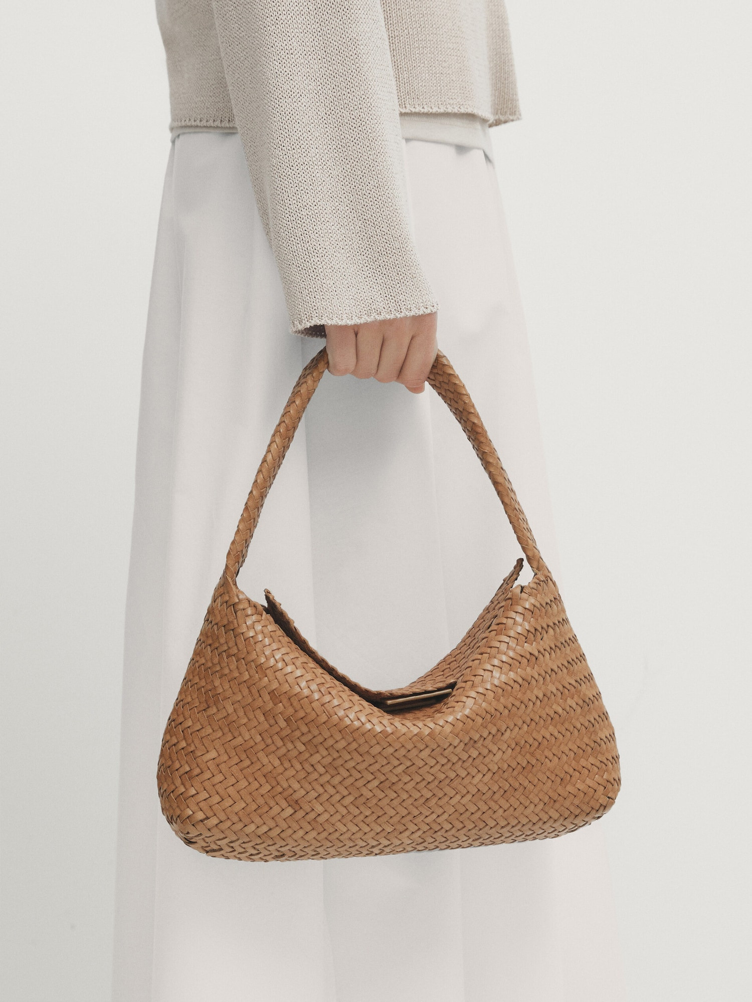 Woven nappa leather bag | Massimo Dutti US