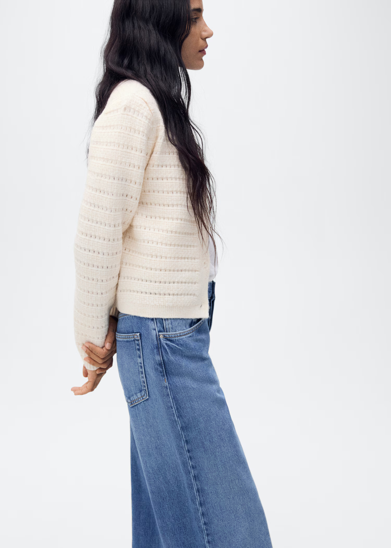 Exclusivité internetVeste maille détails ajourésPrix actuel [49,99 €]49,99 €Choisissez une... | Mango EU