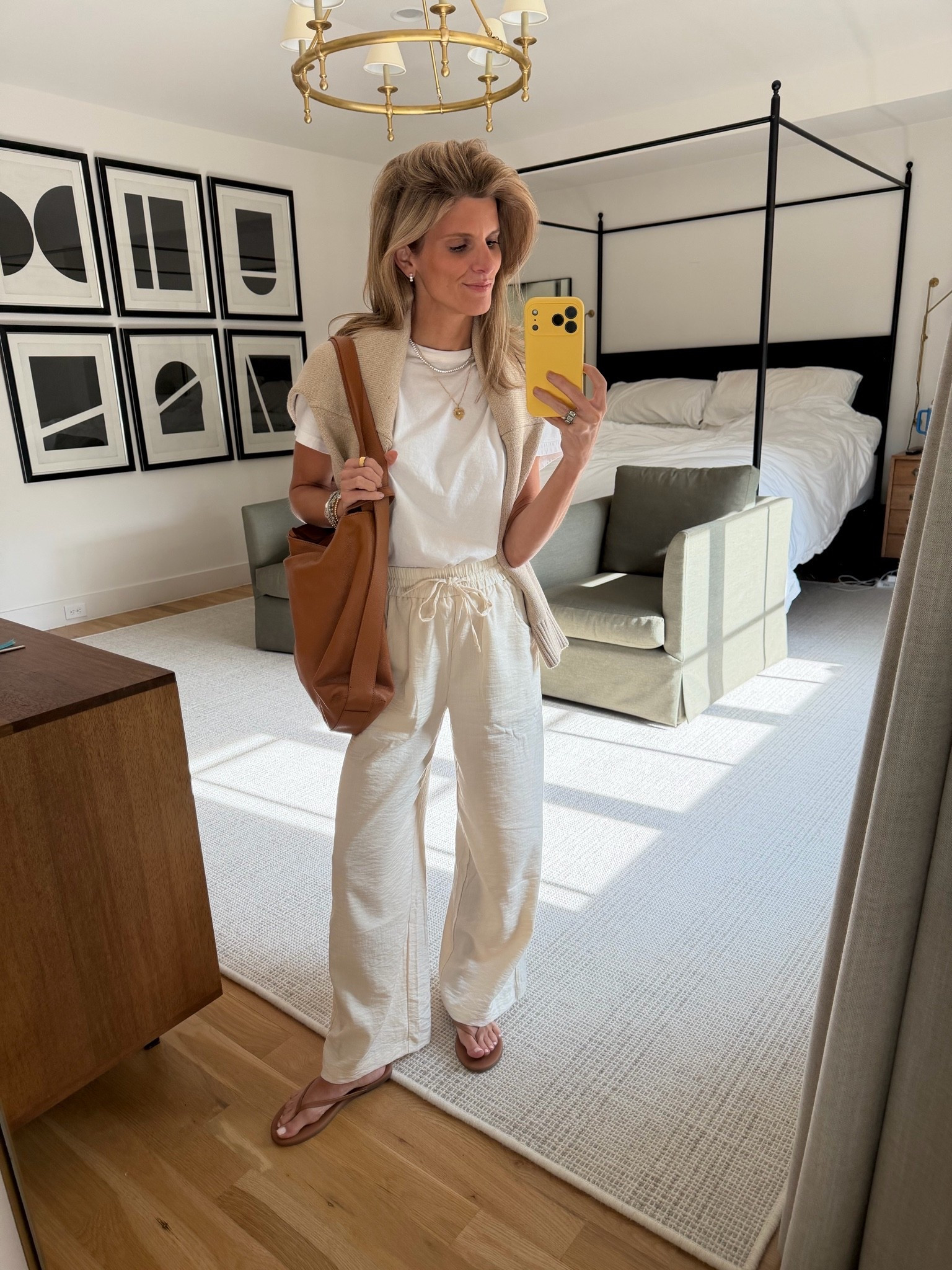 The perfect Mom outfit for spring and summer! These pants are actually on sale right now! I got size XS short
