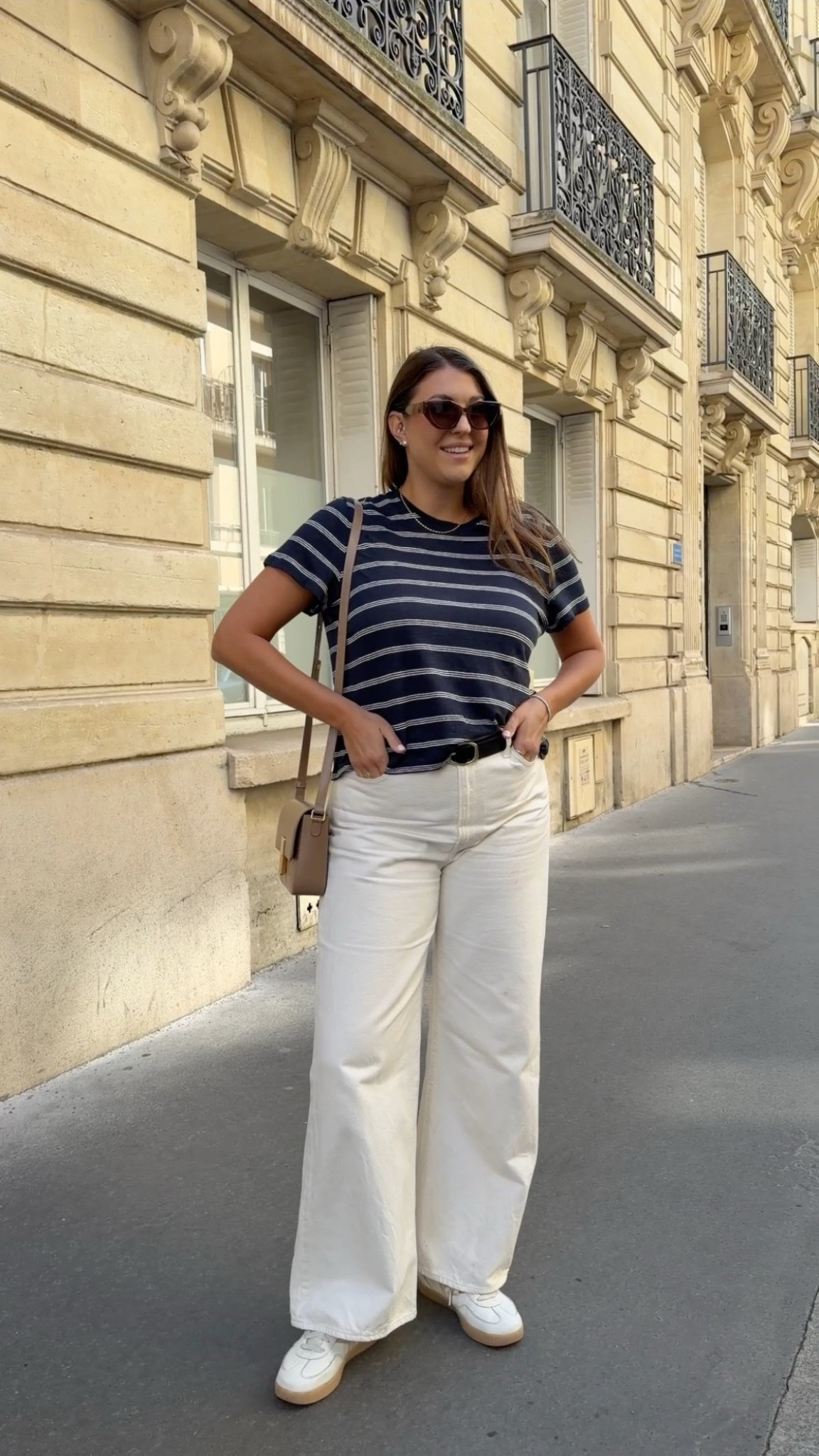 Effortless stripes + neutrals 🤍

striped tee, cream pants, casual chic, parisian style, everyday outfit, neutral outfit, capsule wardrobe

#LTKTravel #LTKMidsize #LTKTall
