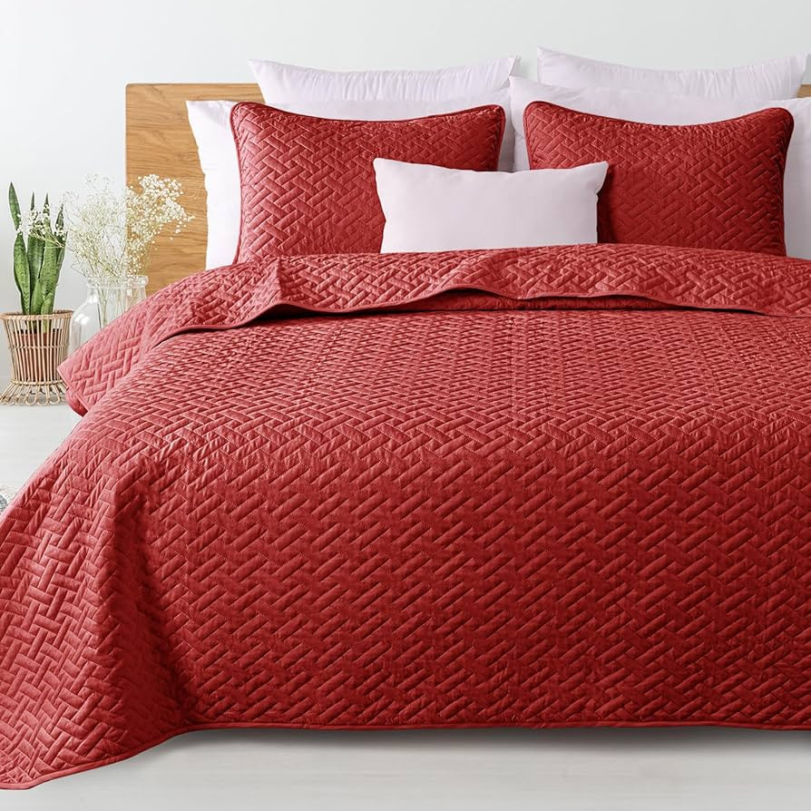 Exclusivo Mezcla King Size Quilt Bedding Set with Pillow Shams, Soft Lightweight Quilts Basket Qu... | Amazon (US)