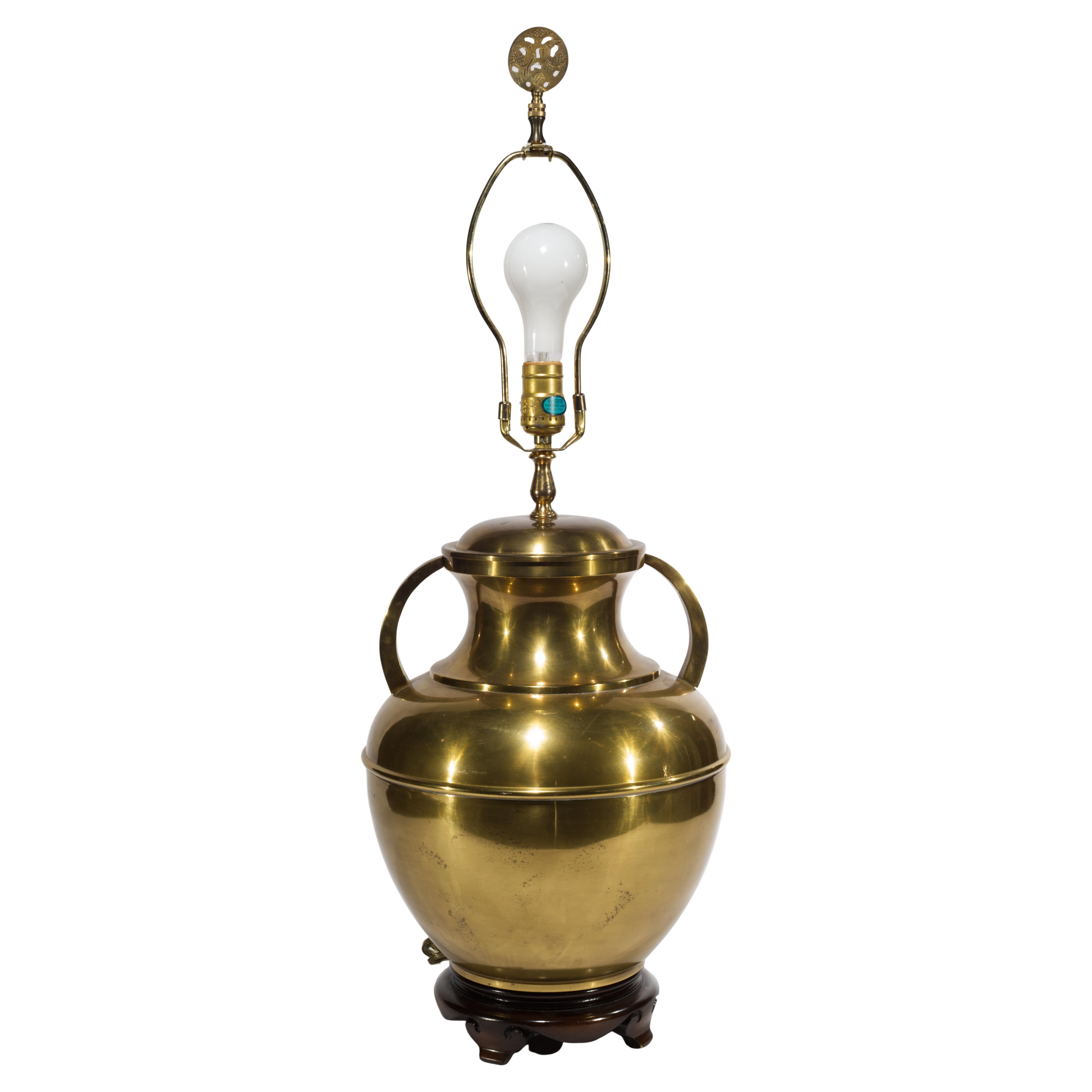 Chinoiserie Large Sculptural Brass Urn Table Lamp with Handles, 1970s | 1stDibs
