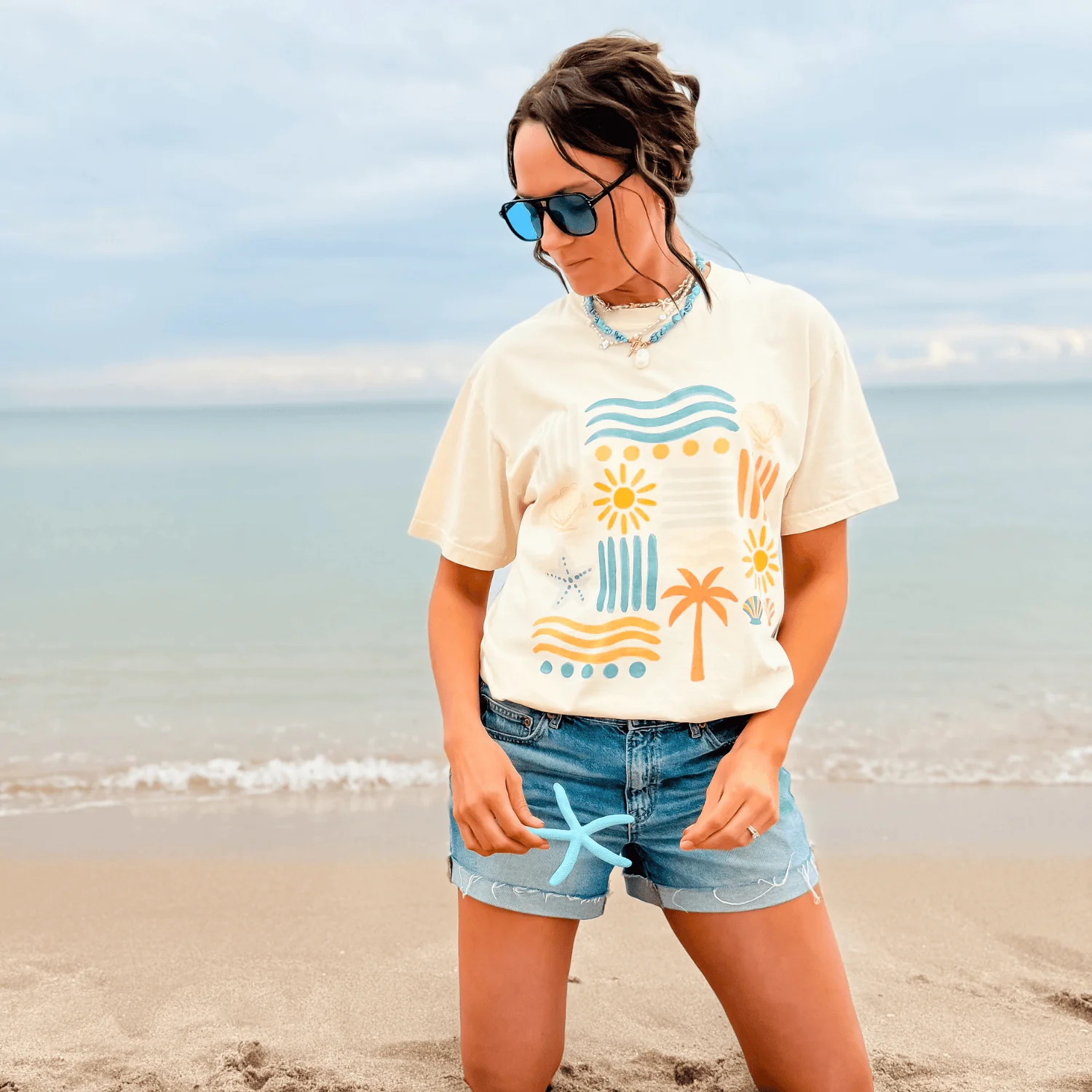 Beachy Bits Tee | Mountain Moverz
