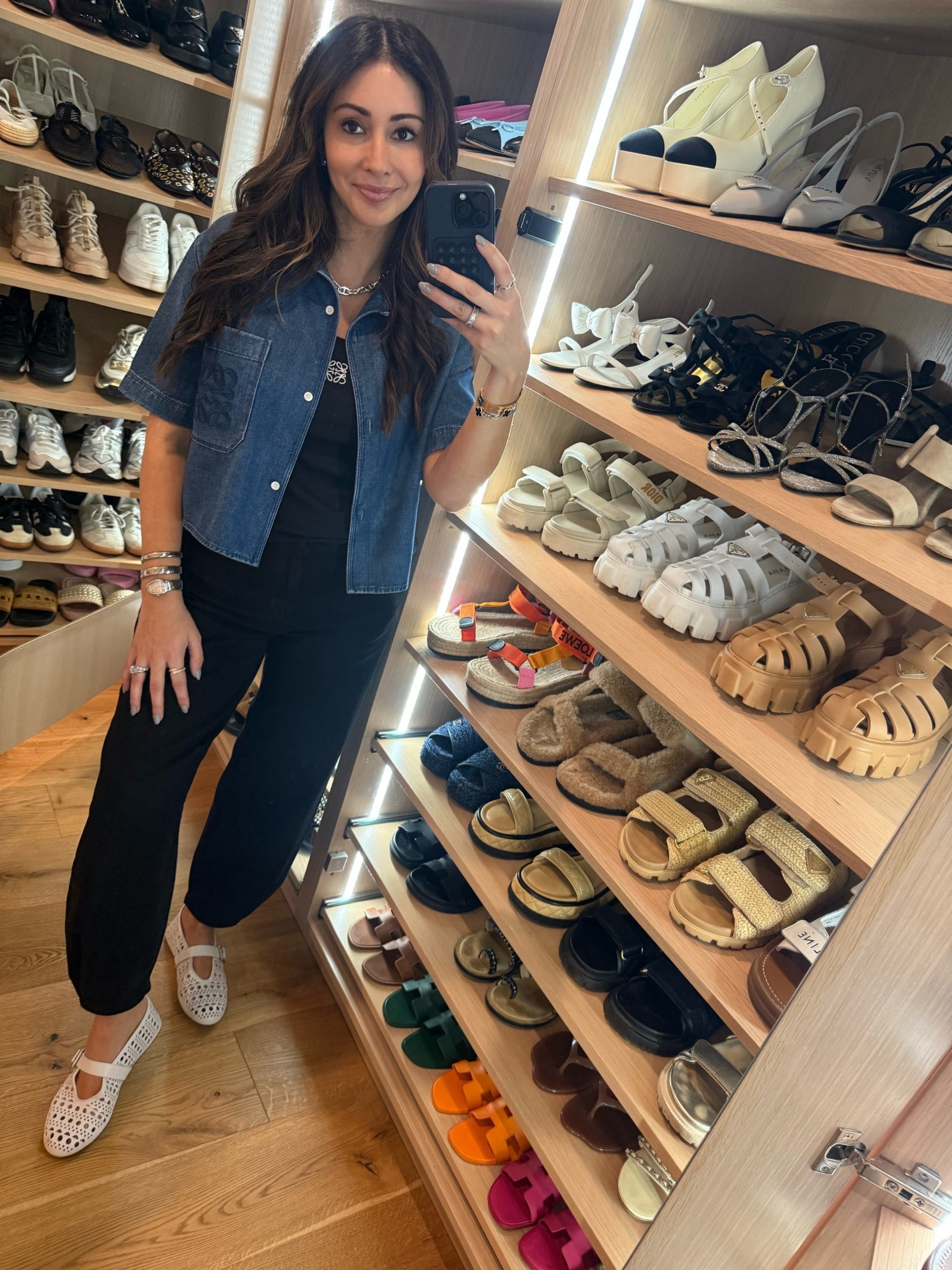 Black & Denim

#LTKTravel #LTKSeasonal #LTKStyleTip