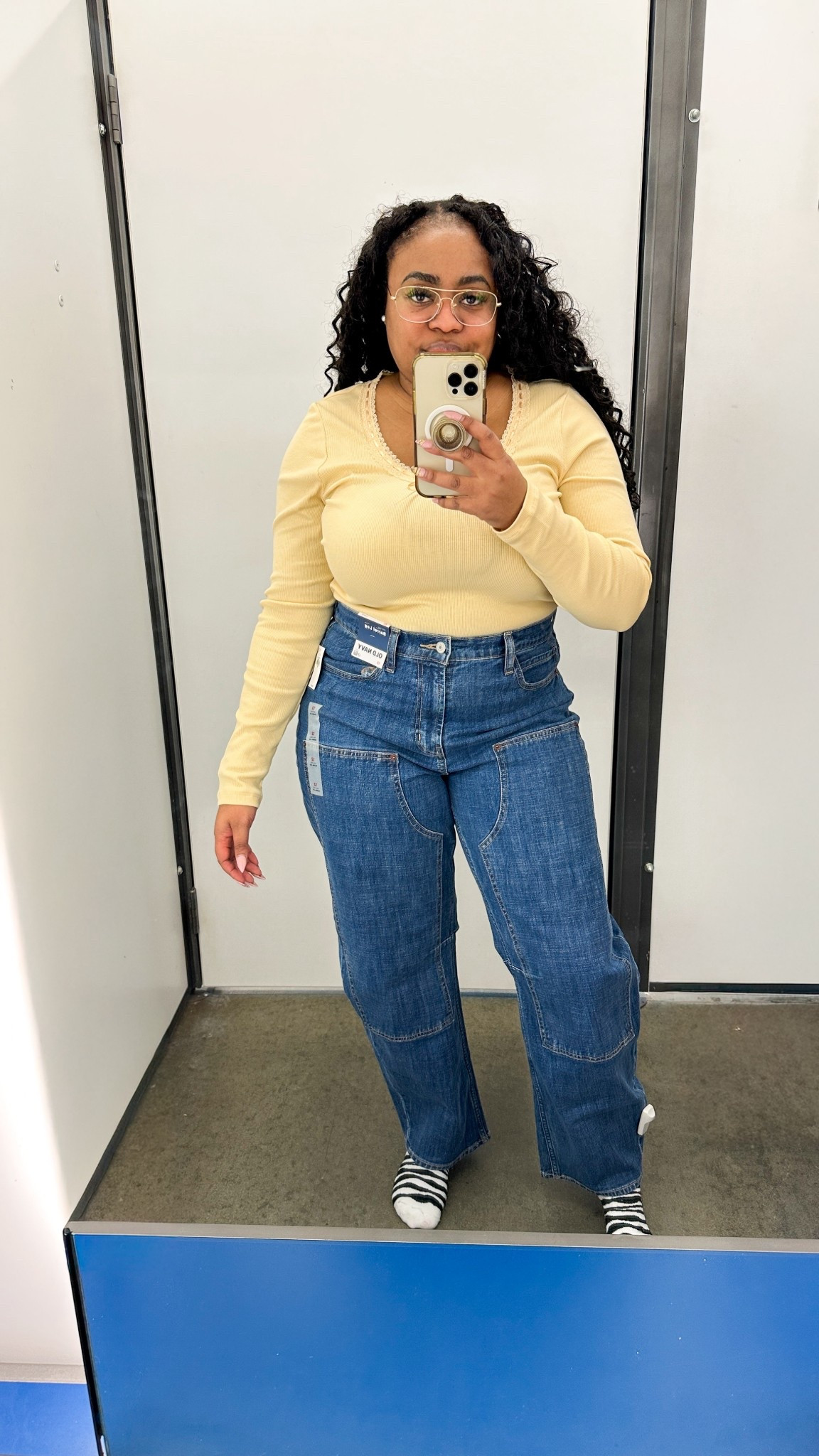 Barrel jeans from old navy 

#LTKgrwm #LTKootd #LTKMidsize