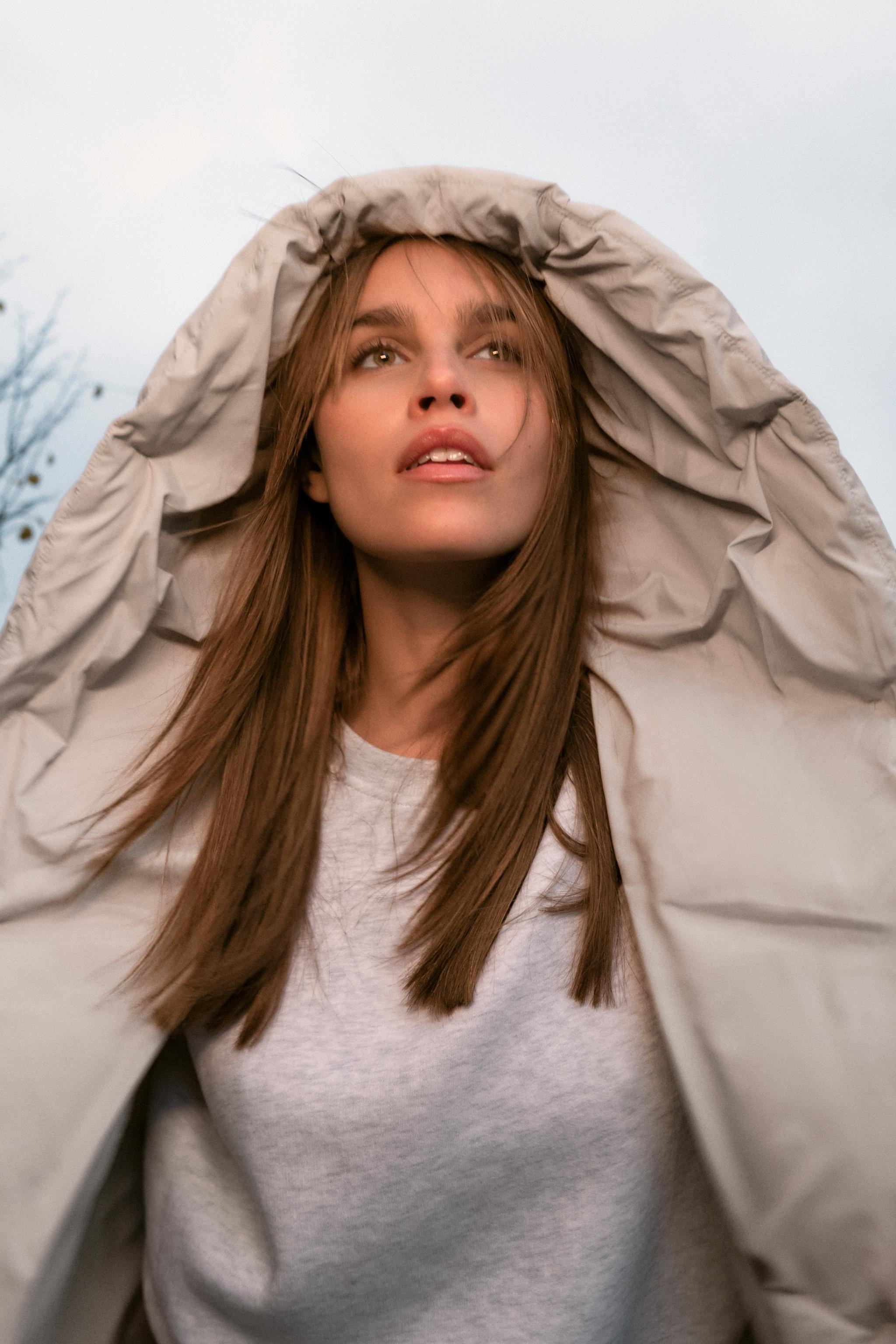 GEFÜTTERTE WASSERABWEISENDE JACKE MIT KAPUZE | Zara DE