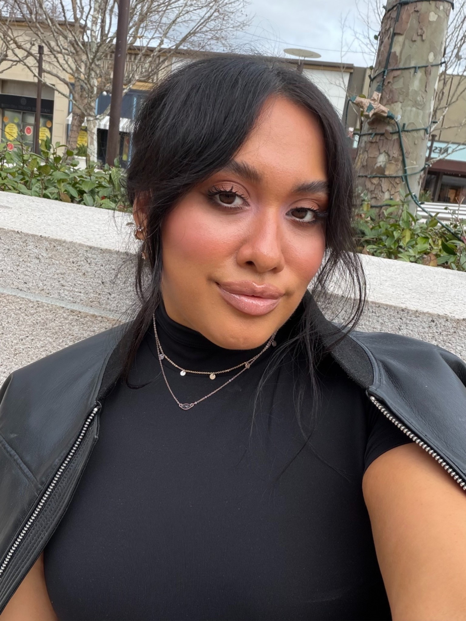 A Soft & Subtle Bright Pink Under Eye

#LTKselfcare #LTKBeauty #LTKgrwm