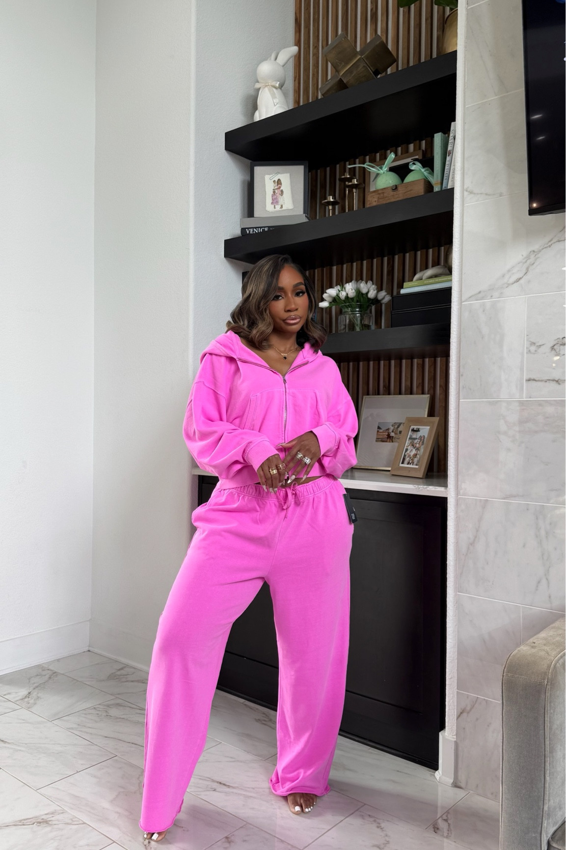 Gap sweatsuit available in 13 colors! Comes with zip up or pullover!



#LTKootd #LTKMidsize