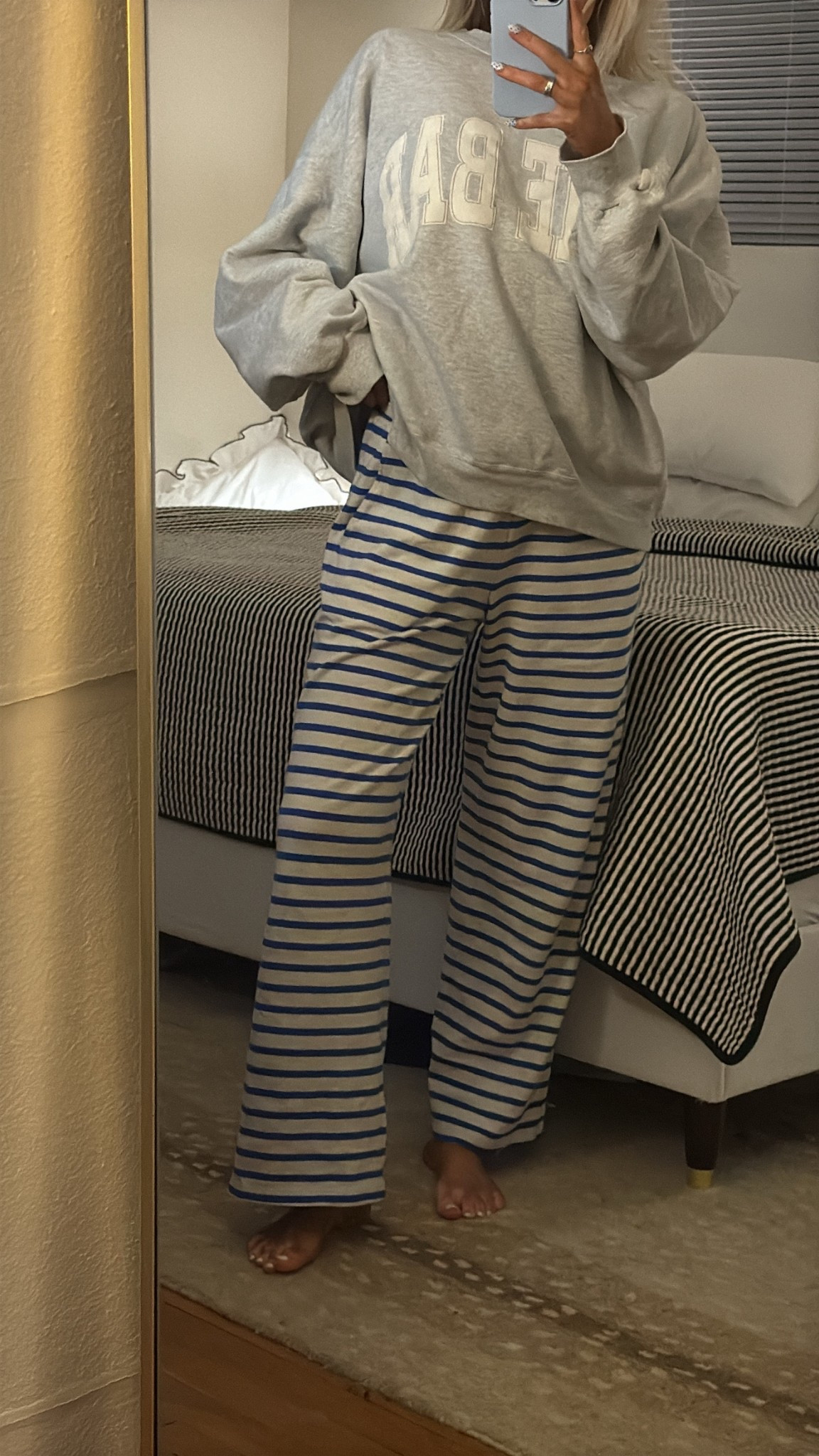 cute gap sweatpants!! coastal summer summer vibes 

#LTKmomlife #LTKSaleAlert #LTKSeasonal