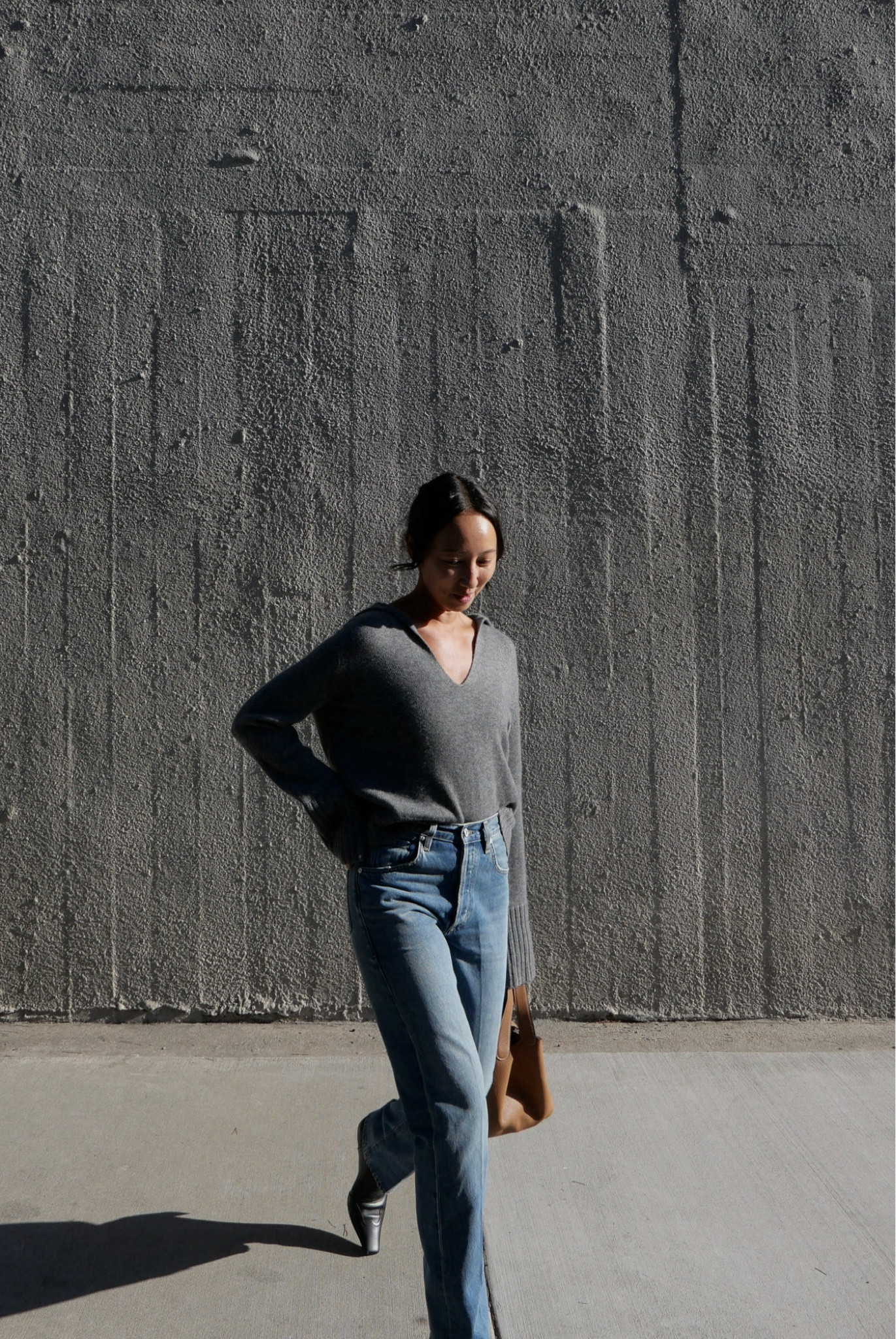 Love these Baretta Relaxed Straight Denim from Citizens of Humanity. These vintage-inspired straight-leg jeans with a high rise and relaxed fit are perfect for transitioning into my fall wardrobe. Wearing with a Jenni Kayne Sweater which you can shop for 15% OFF using code LANI15

#LTKStyleTip #LTKSeasonal