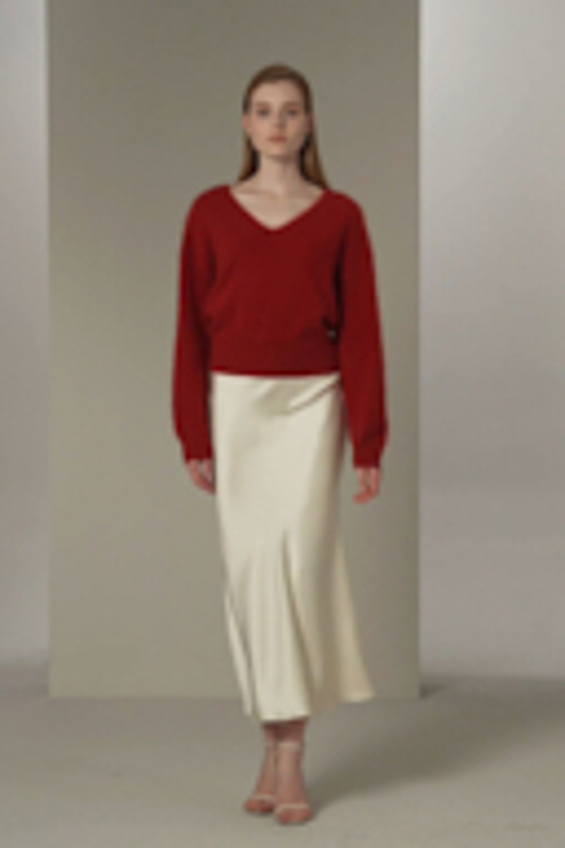 Brushed V-Neck Cashmere Sweater | LILYSILK