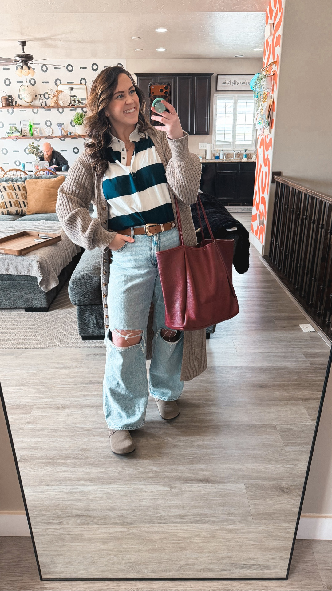 Don’t girl-boss so hard you forget to get yourself checked out 🥰 

We are fine. We think it’s seasonal allergies attacking me 🫠 in the meantime… Flonase and allergy pills to the rescue, to see if it’ll help! 

I told you, I’ve been wearing these jeans and cardigan… way too much 😂😂 can you blame me? They feel like me. 

If you haven’t at least headed over to an American Eagle to try these jeans on… what are you waiting for?! 

Bra 38DD
Undies XXL 18/20: @Lane Bryant 
Jeans 16 Tall: @American Eagle Outfitters 
Shirt XL 
Cardigan XL



#SpringFits #aecommunity #midsizestyle #everydayoutfits #poloshirt

#LTKTall #LTKMidsize #LTKWorkwear