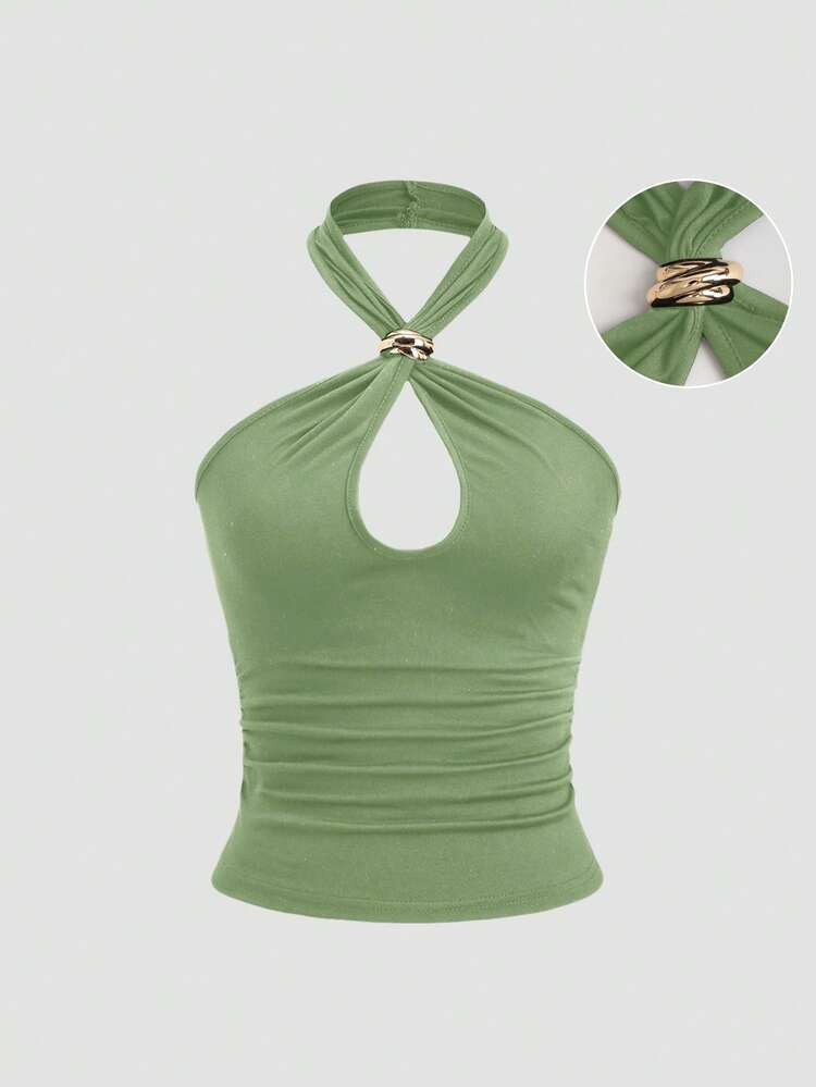Sweetra Sexy Backless Solid Color Metal Decor Fitted Crop Top For Women, Chic & Stylish | SHEIN