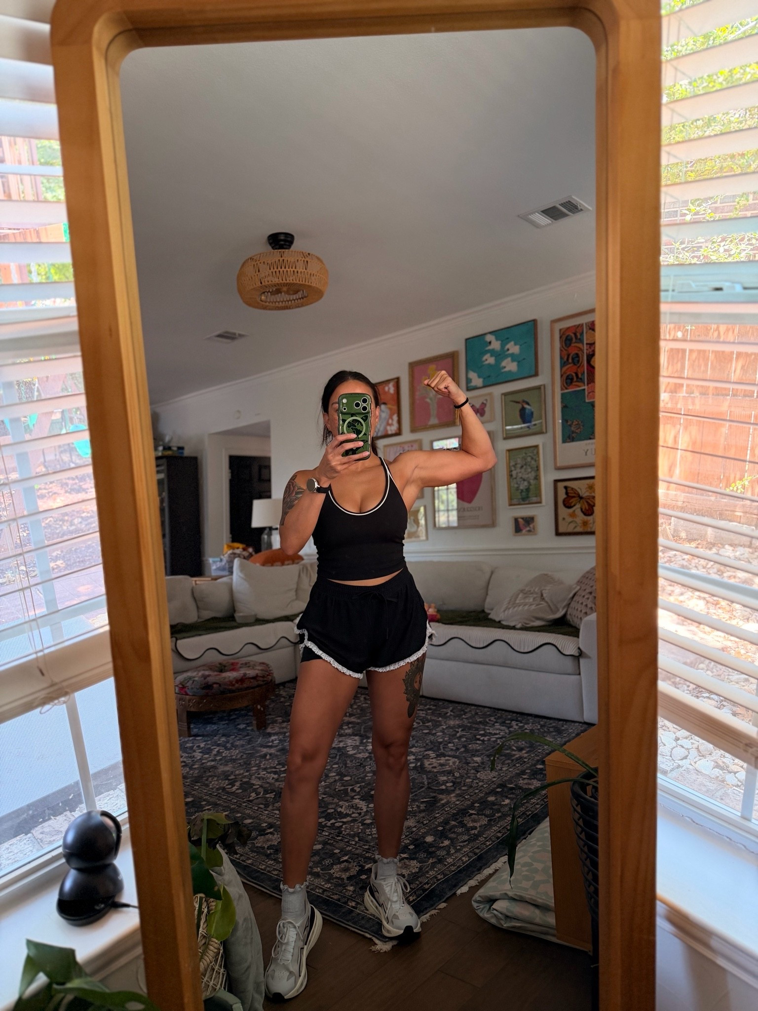Cute work out set

#LTKfitnessgoals #LTKootd #LTKHome