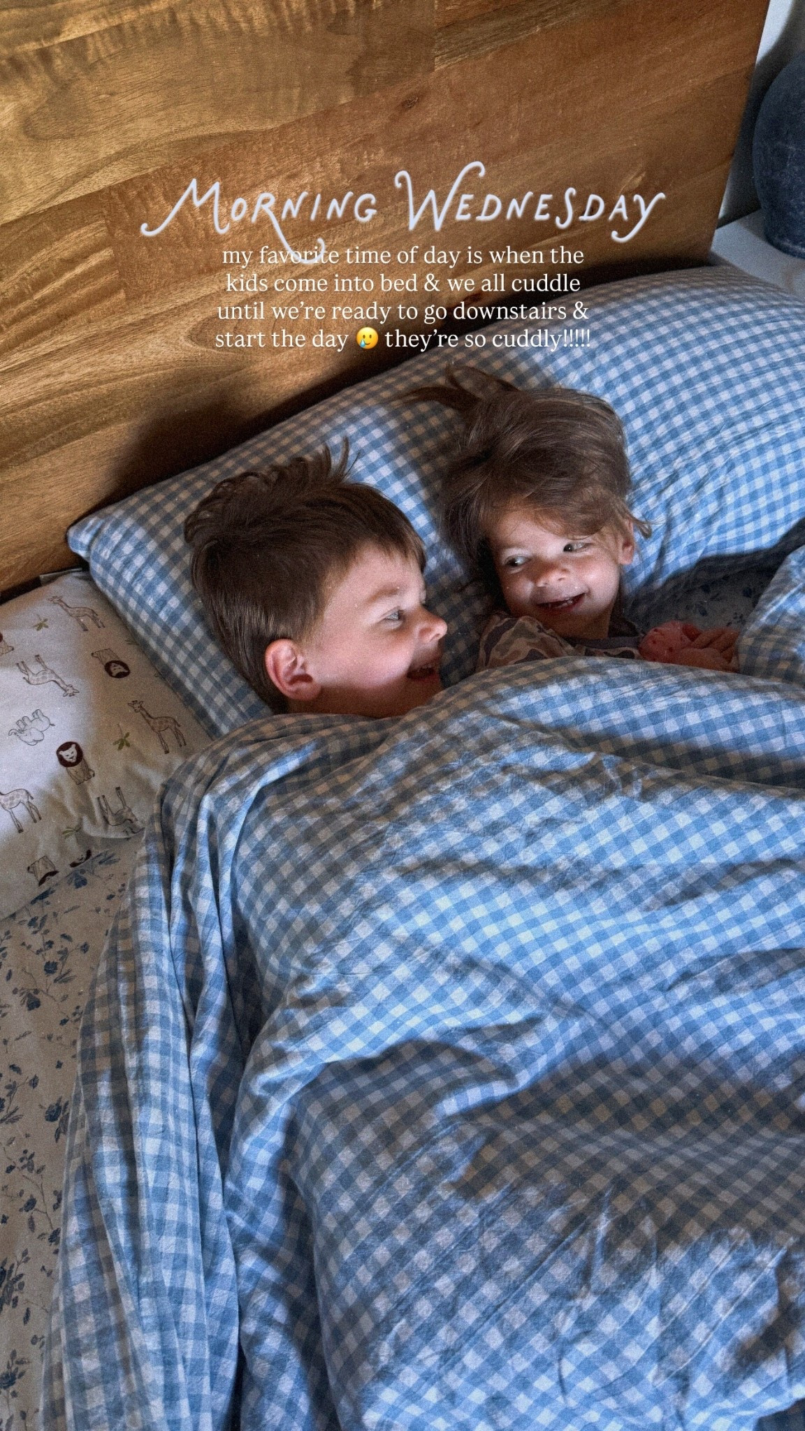 my favorite time of day is when the kids come into bed & we all cuddle until we’re ready to go downstairs & start the day 🥲 they’re so cuddly!!!!!
