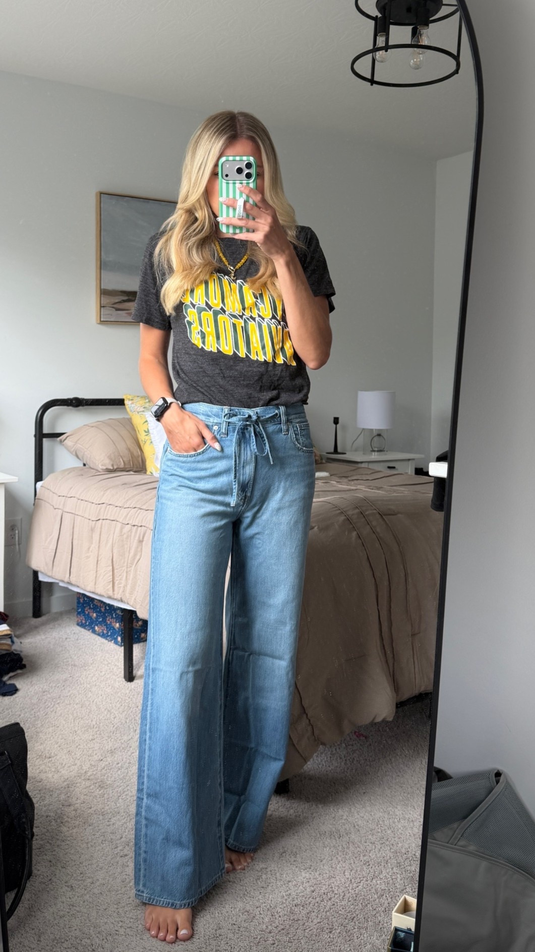 Not sure what I love more….the bow or the fact that they feel like pajama jeans??? I picked these up at the Nordstrom Sale but they’re sold out, so I linked from Madewell directly! These run TTS, I did my normal 27!

#LTKootd #LTKgrwm #LTKmomlife