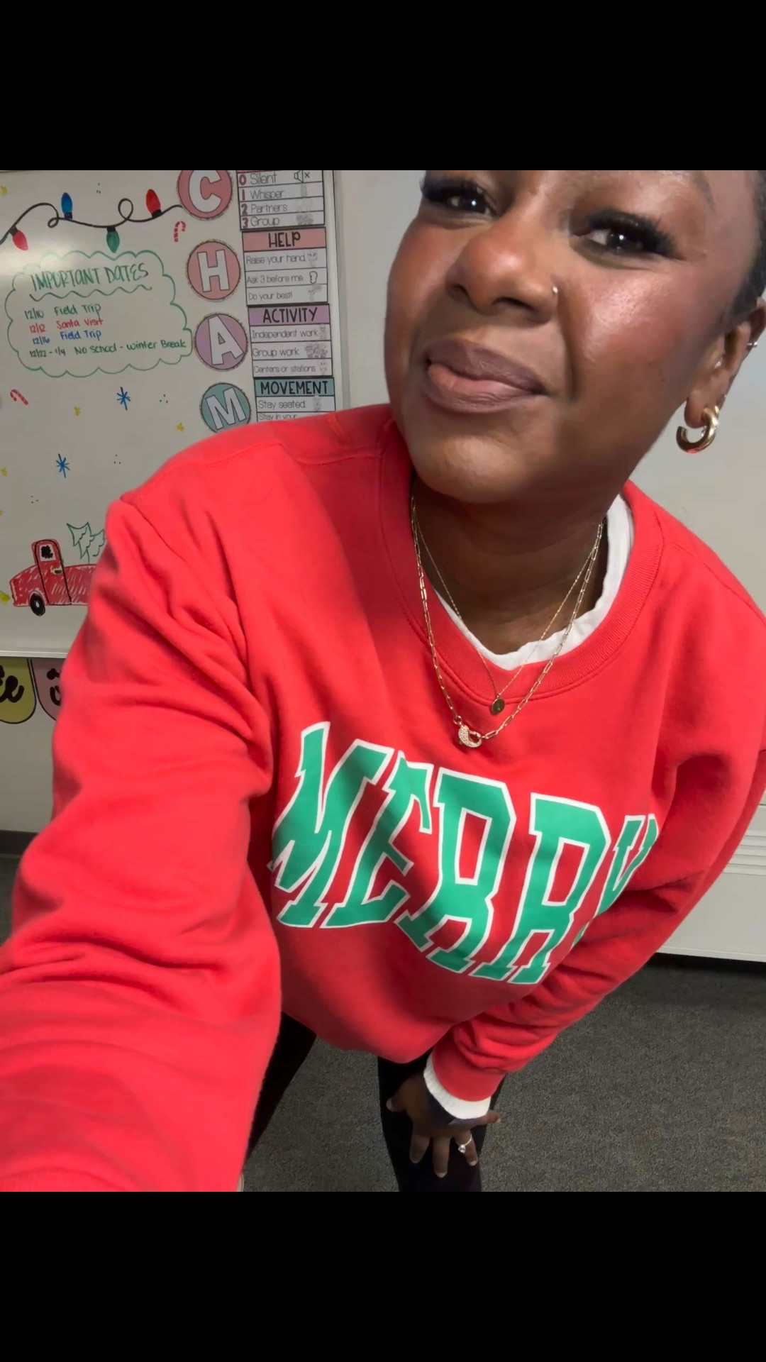 Midsize teacher mom outfit 
Leggings and sweatshirt 

#LTKMidsize #LTKTall #LTKFindsUnder100