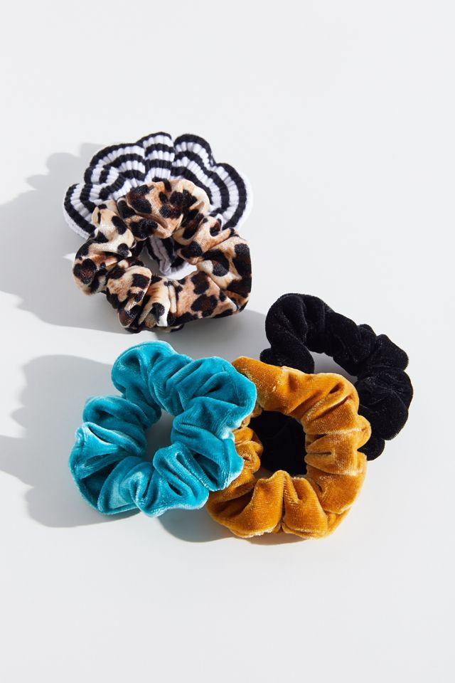 Velvet Assorted Scrunchie Throwback Set | Urban Outfitters (US and RoW)