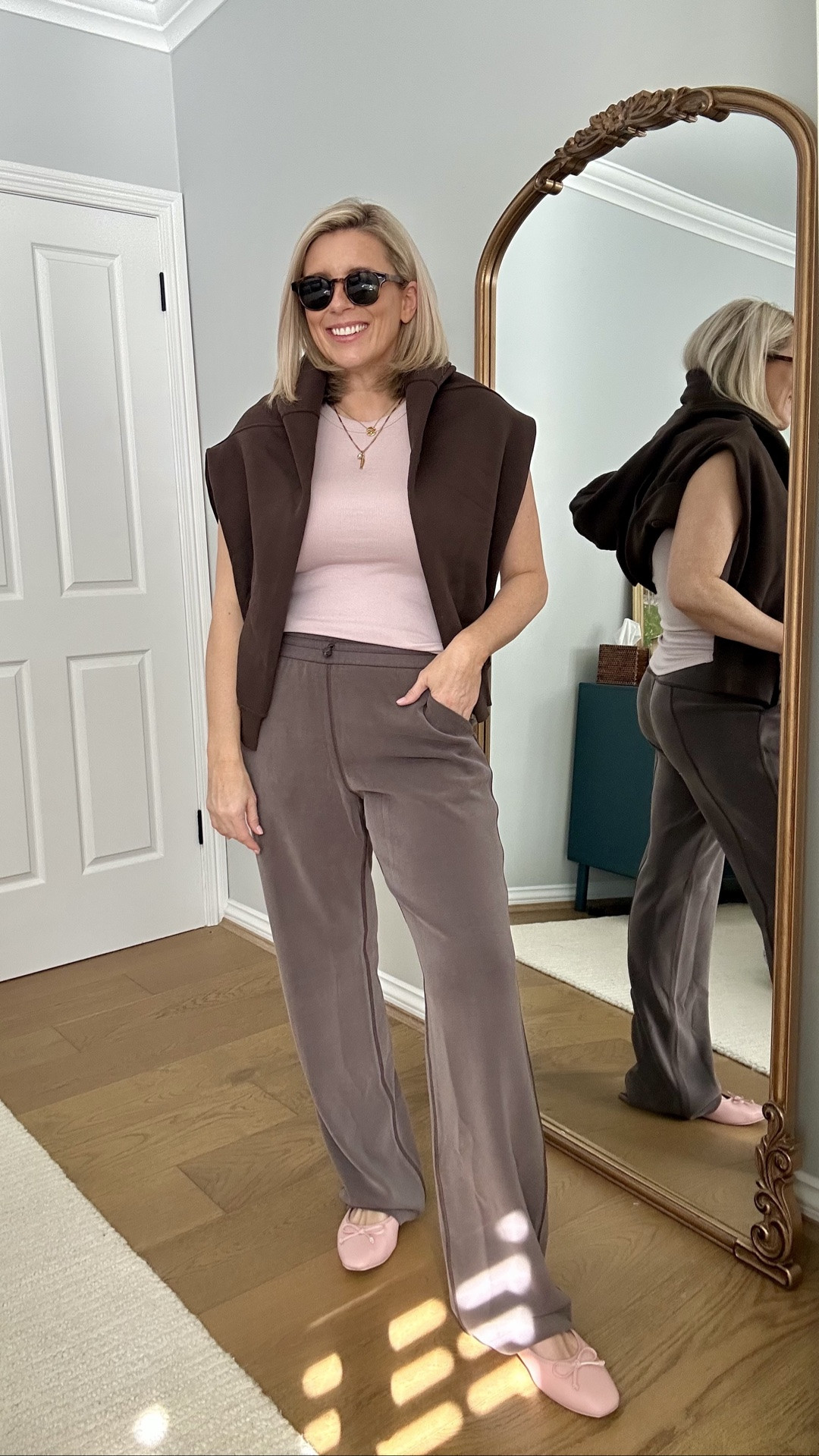 When I find something I like, I’ll buy it in another colour - and these Lululemon Softstreme High-Rise Pants are proof of that - as I now have them in cream, black, pink and now Mahogany Muse. 

My sizing: 
Pants 8 (AU12)
Tank: 8 (AU12) 
Hoodie: Small

#LTKxlululemon2026 #LTKmidsize #LTKpetite