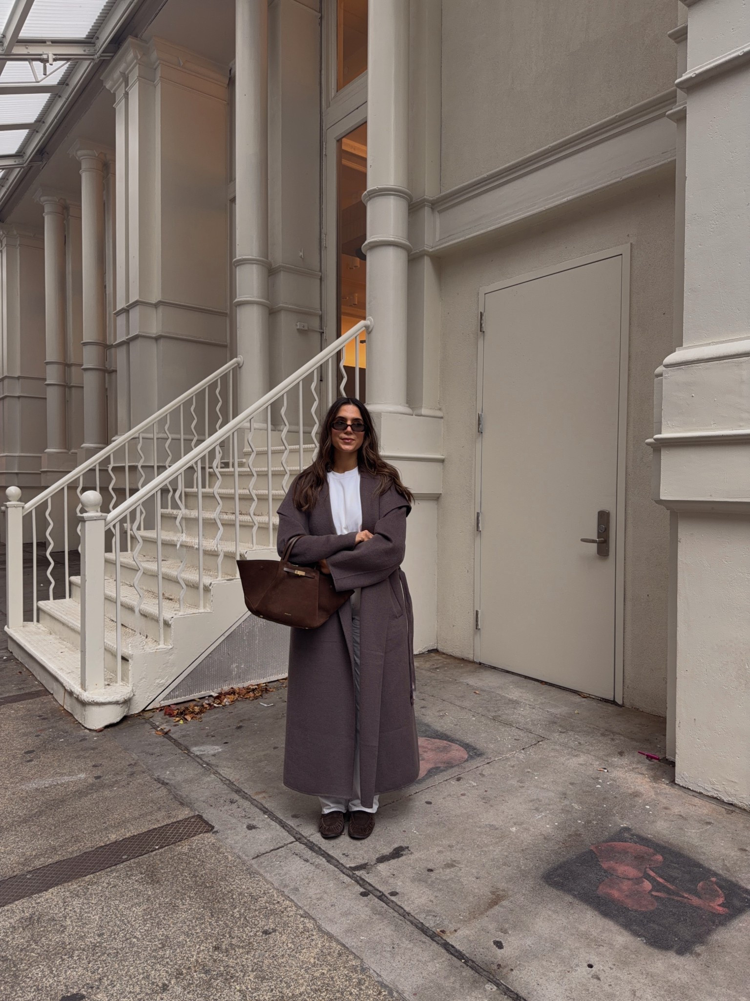 New York outfit day 1

Oversized coat, Demellier bag, white jeans 

#LTKuk #LTKautumn #LTKwinter