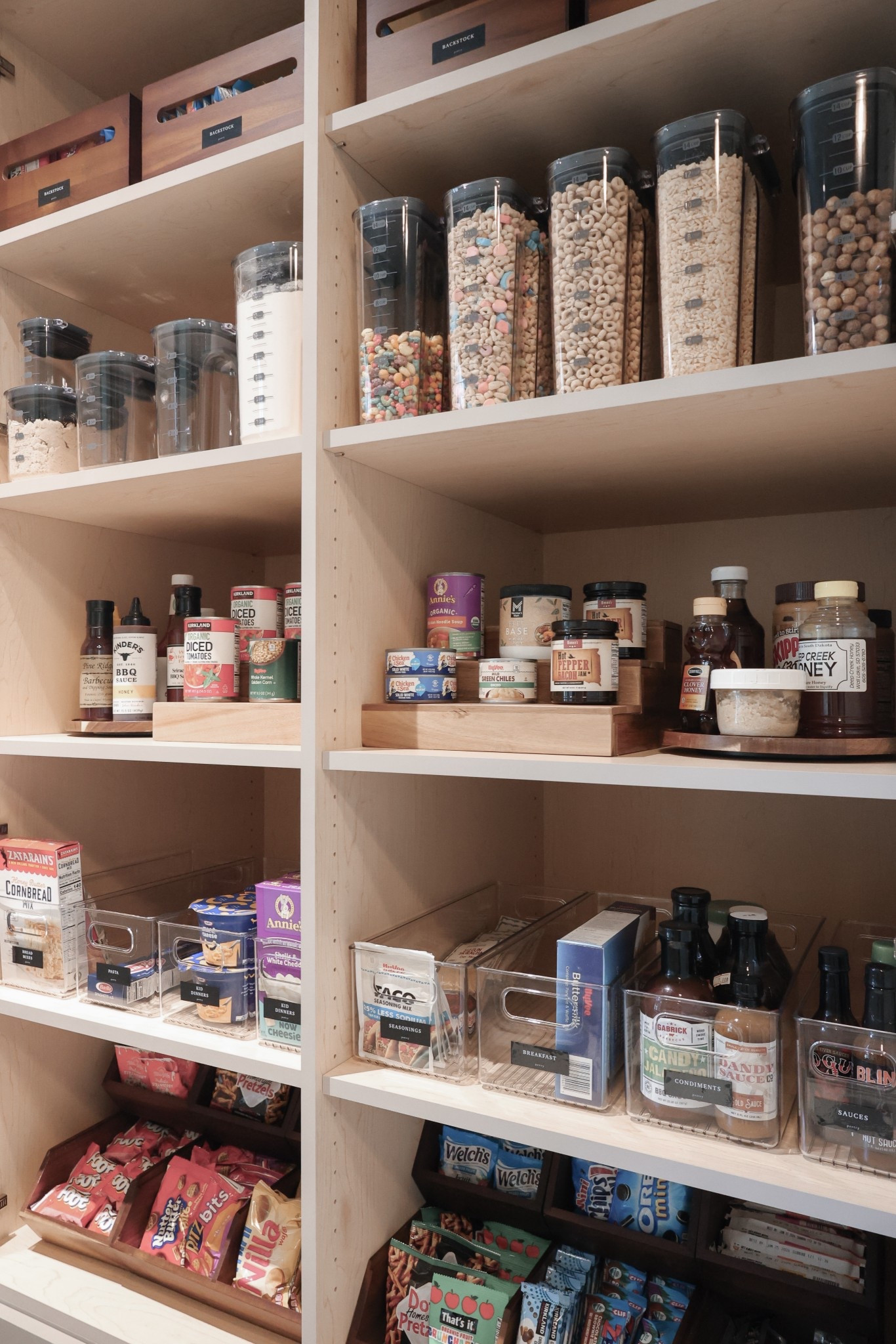 Pantry Favorites 🖤🤍

#LTKHome #LTKFamily