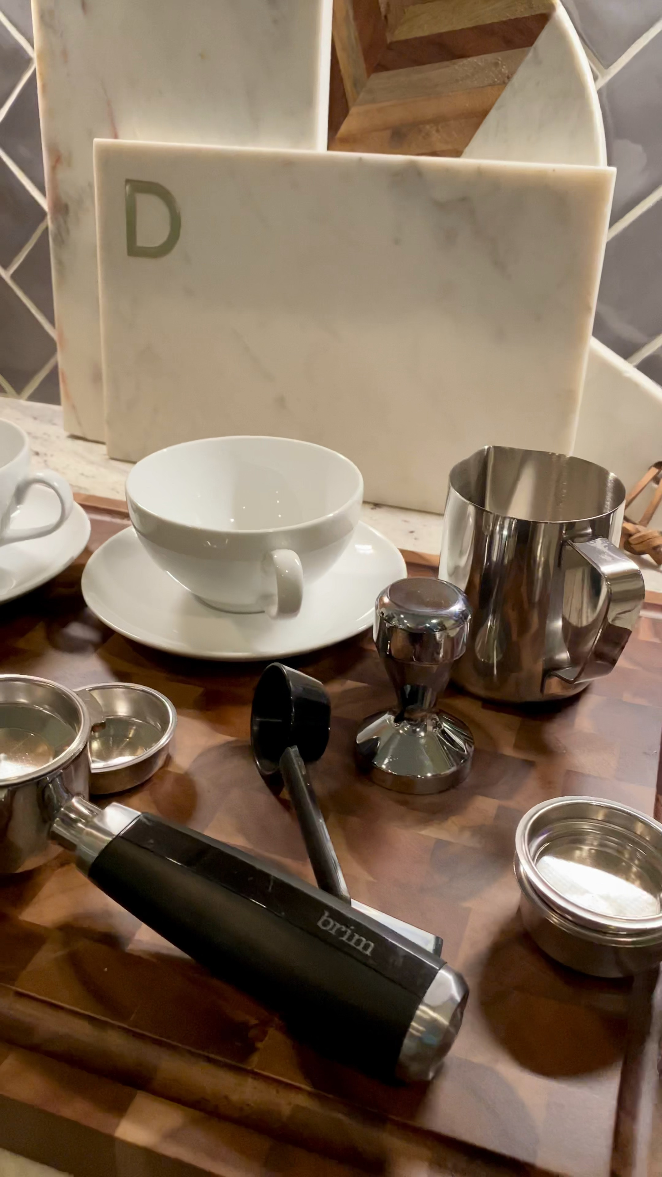 Best part of waking up ☕️
Coffee essentials, cappuccino’s at home, espresso maker, coffee 

#LTKhome