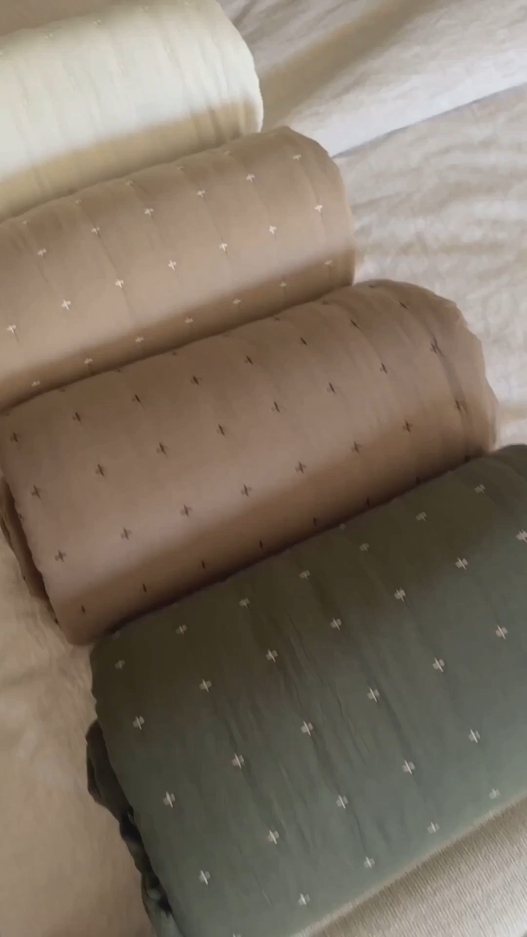 PRIME DEAL‼️ the quilts that look like Pottery Barn are now under $40!! Depending on size. The highest quality quilts that look and feel like Pottery Barn without the price tag! I have been loving these for layering underneath our duvet, or styling on top for a pop of color and texture! You can’t beat the price point either!