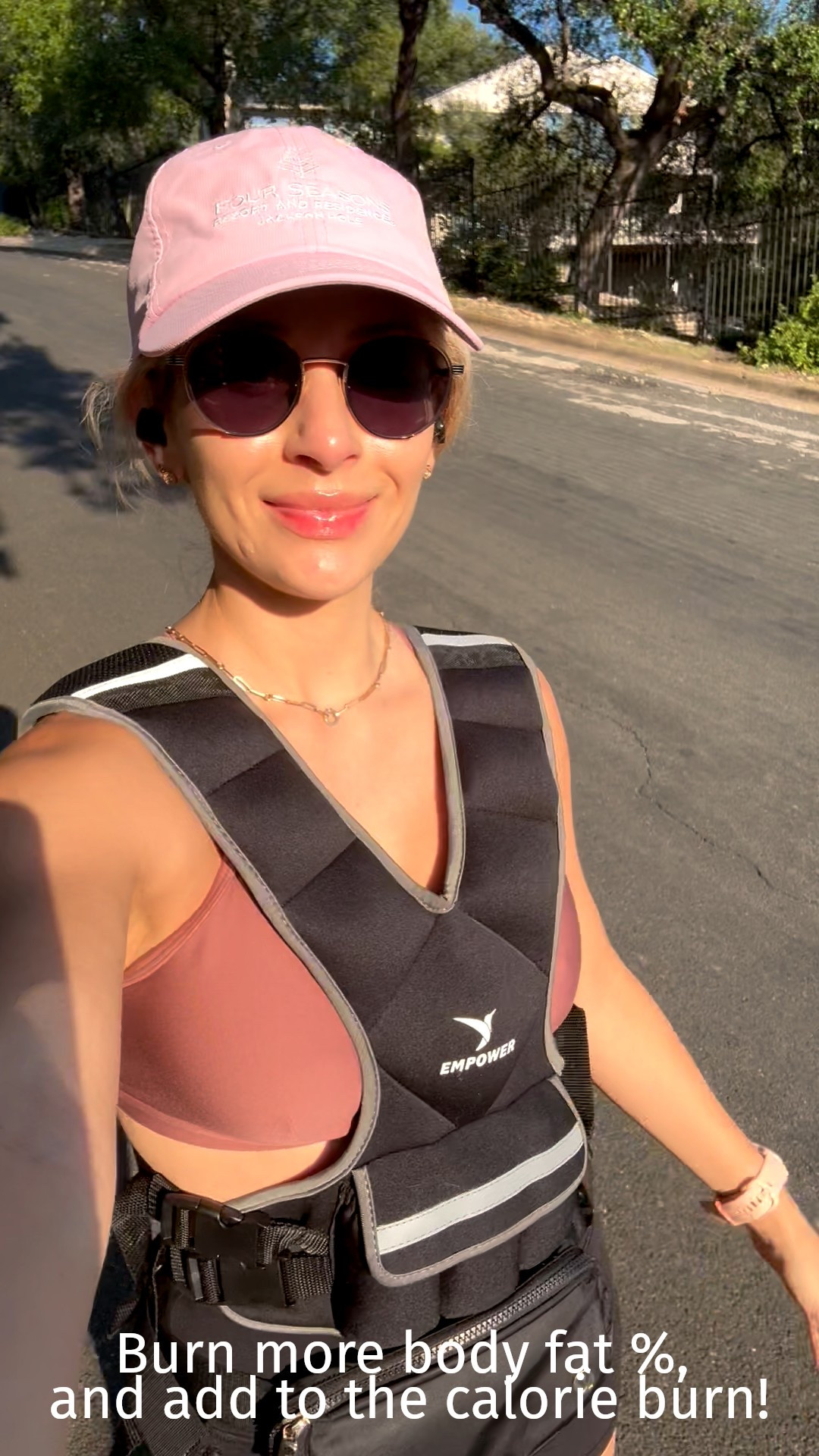 🔥 Want to burn more fat and take your workouts up a notch? Try a weighted vest!

✨ Benefits:
	•	Burn more calories (hello, fat burn!)
	•	Build muscle, strength & bone density
	•	Improve posture & core engagement
	•	Boost cardio endurance

💪 I use a 16 lb vest, but it’s adjustable—remove weights and work your way up as you get stronger!
#ltkfit #strong #active #burnfat #health #fitness 