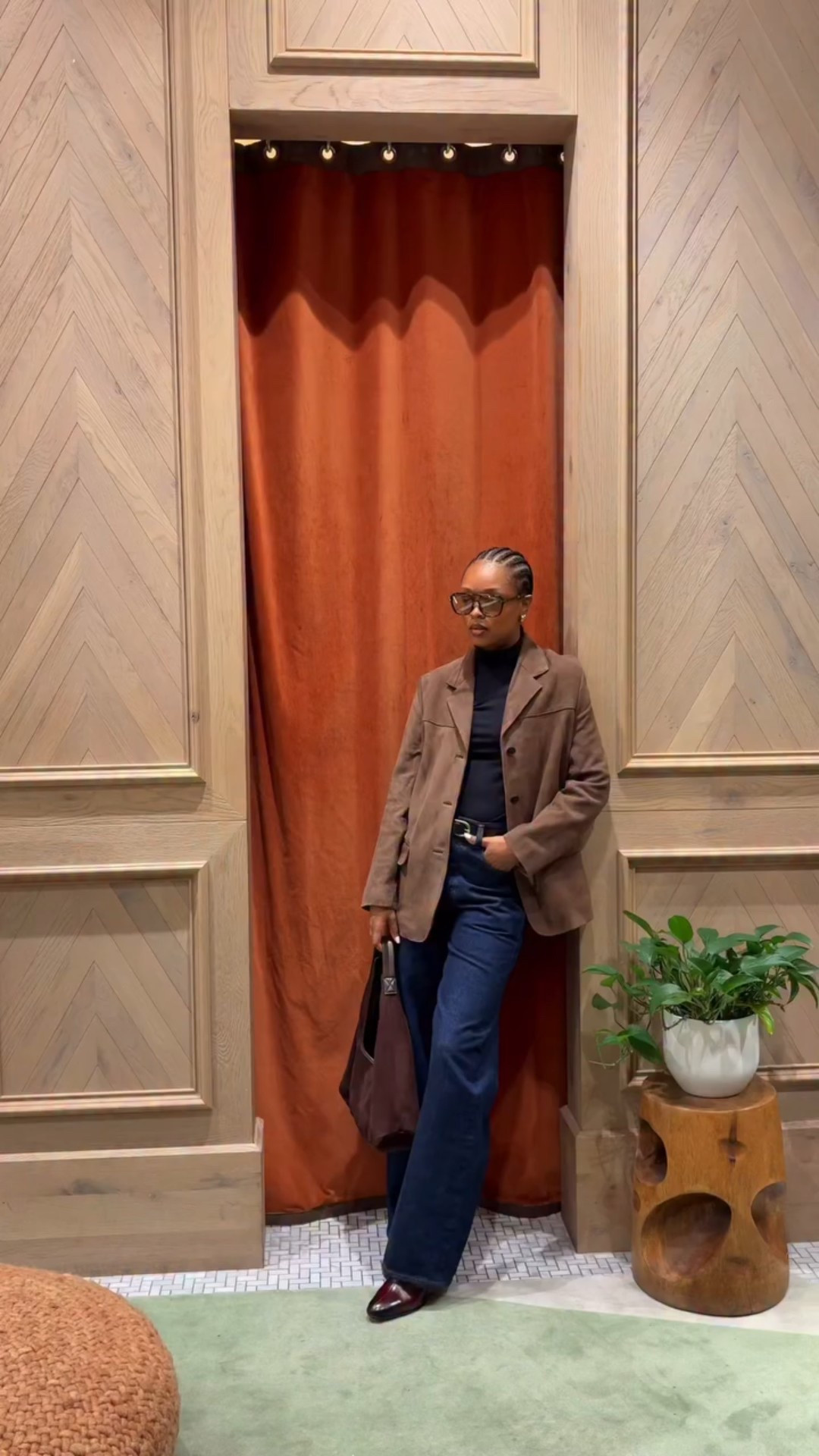 Your new shopping obsession is here! Download the aritzia app today ❤️

#aritziastyle #aritzia