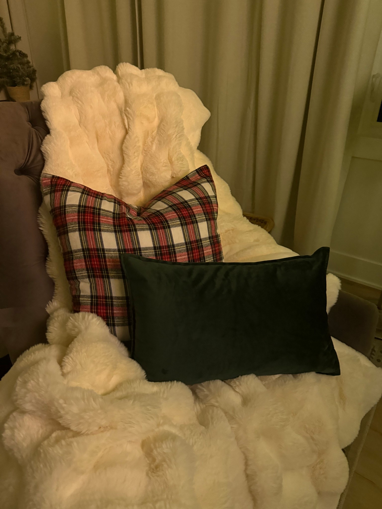 Cozy winter bedroom vibes! Faux fur bubble throw blanket, plaid flannel pillow cover, velvet pillow cover. 

#LTKHoliday #LTKHome