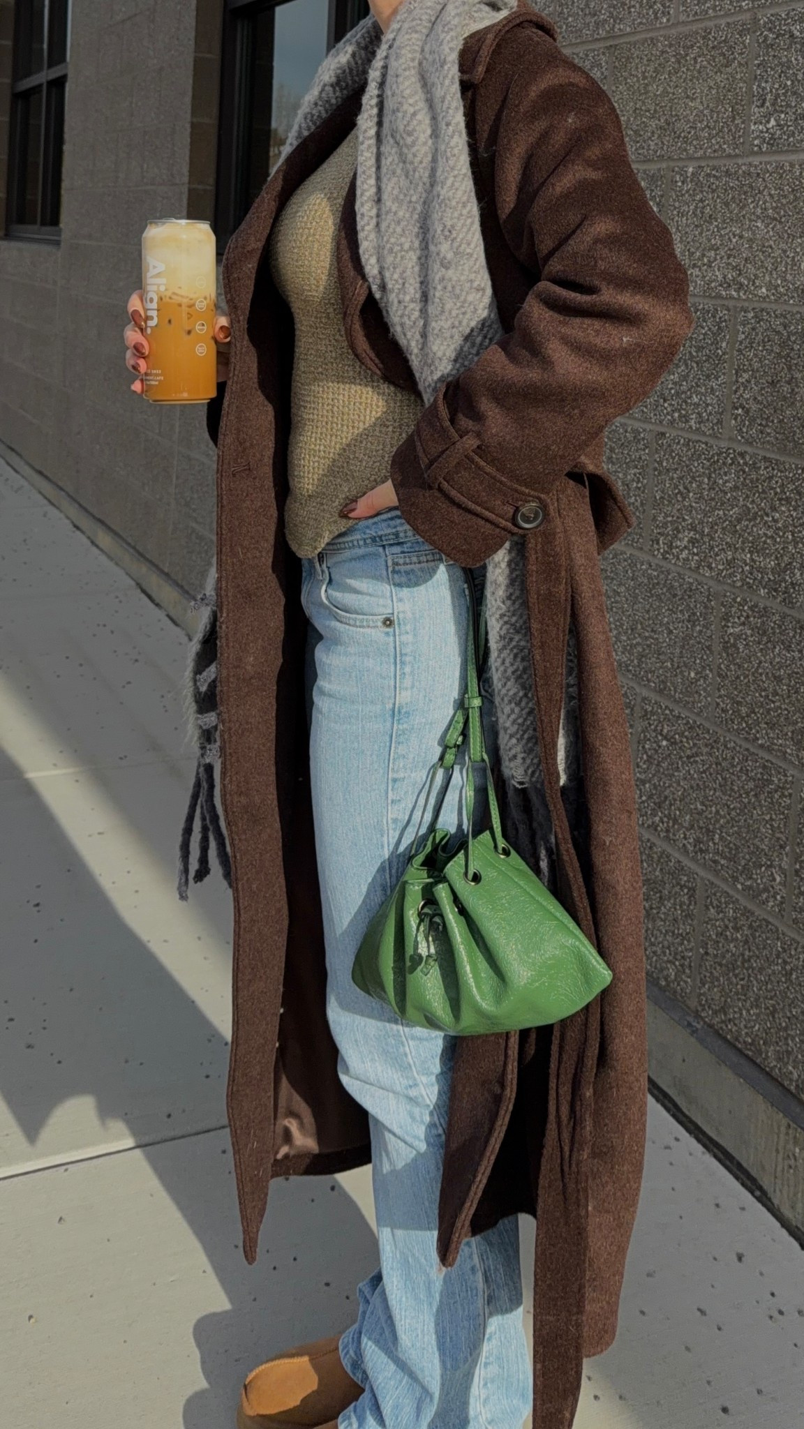 This trench instantly makes any outfit 100x more cozy #abercrombietrench #zara #thriftedlevis

#LTKmomlife #LTKgrwm #LTKootd
