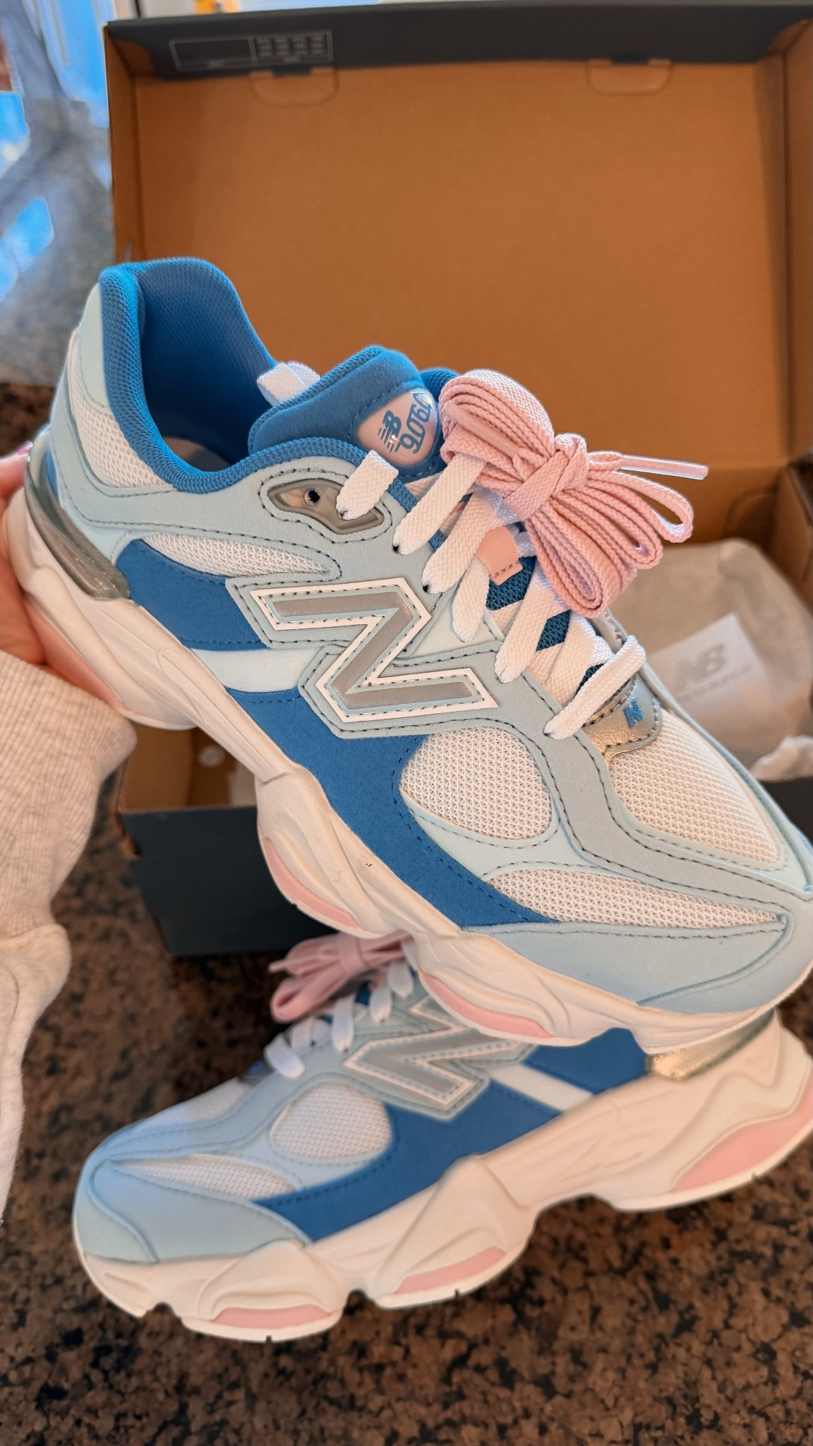 cutie new colorway in my favorite new balance sneakers! 😍🩵💙

#LTKSpringSale #LTKSaleAlert #LTKootd