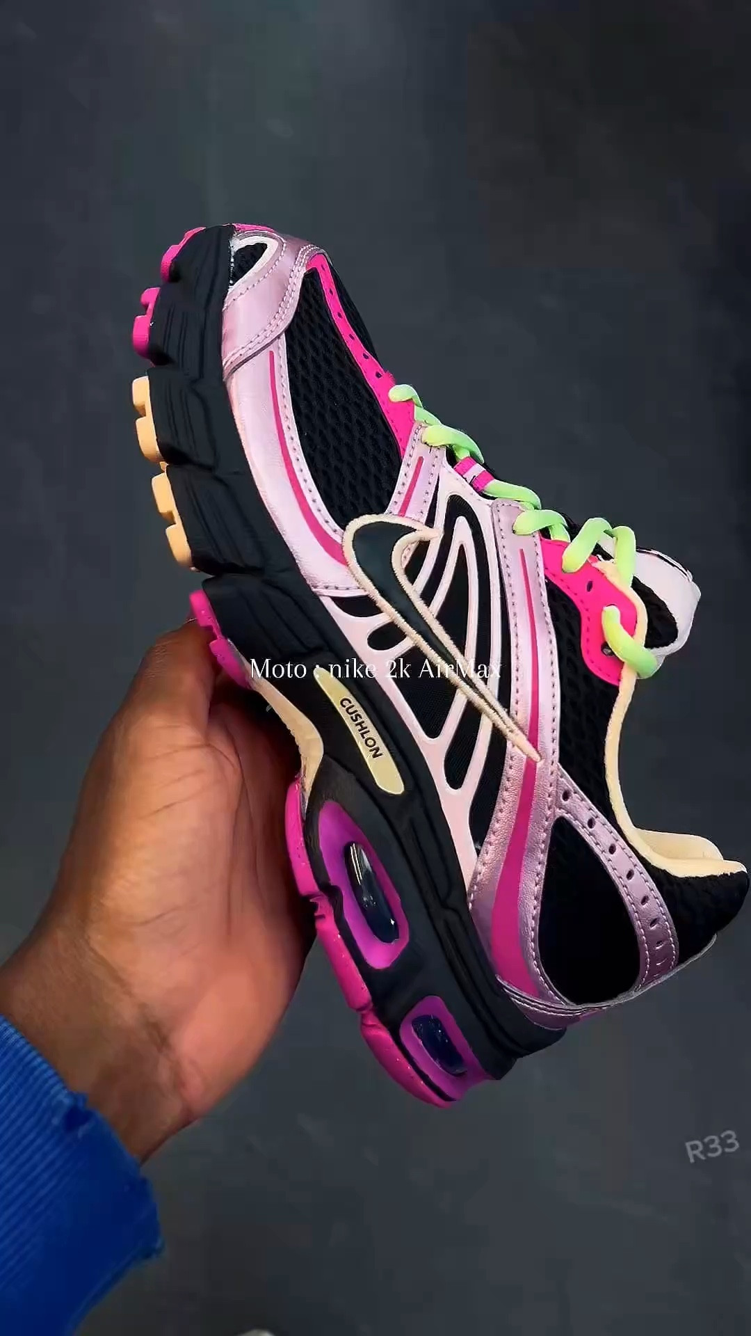 Women #Moto Nike #Airmax 2k
💚💕💚💕

Black/Fire Pink/Barely Volt 🔥

#LTKActive