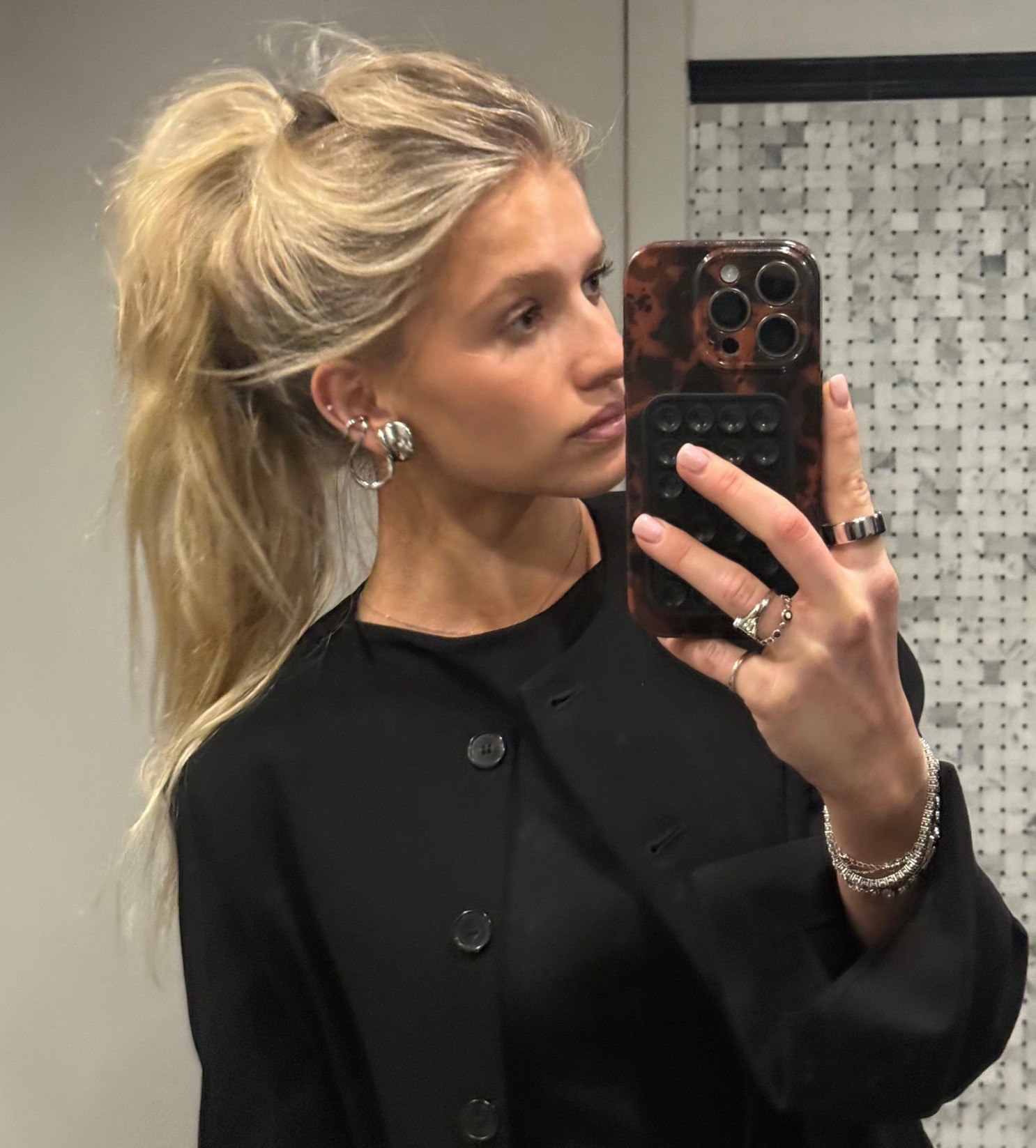 Looove this earrings combo