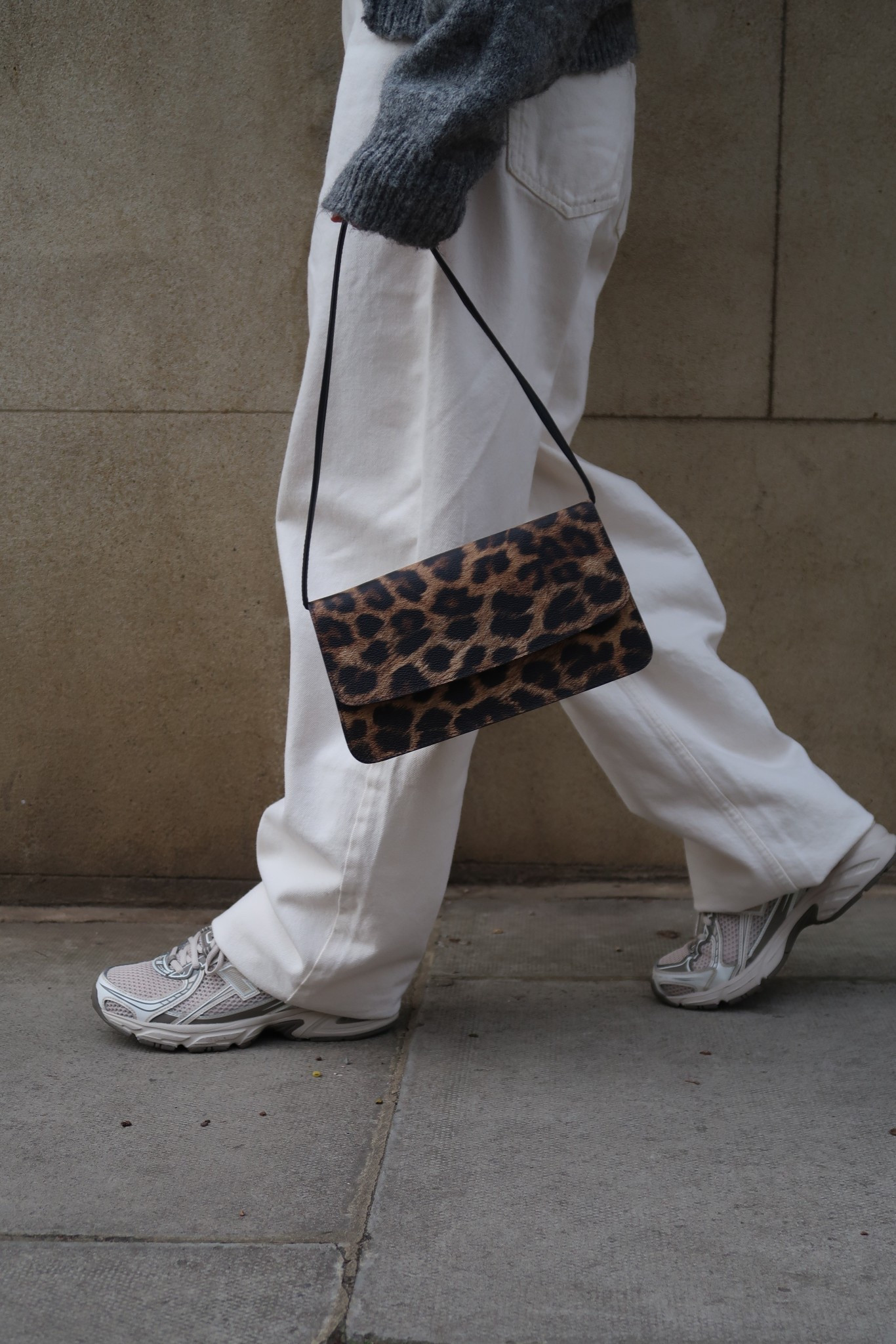 Love these new balance trainers, they are so comfy and true to size🫶🏼

#LTKshoes #LTKspring #LTKuk