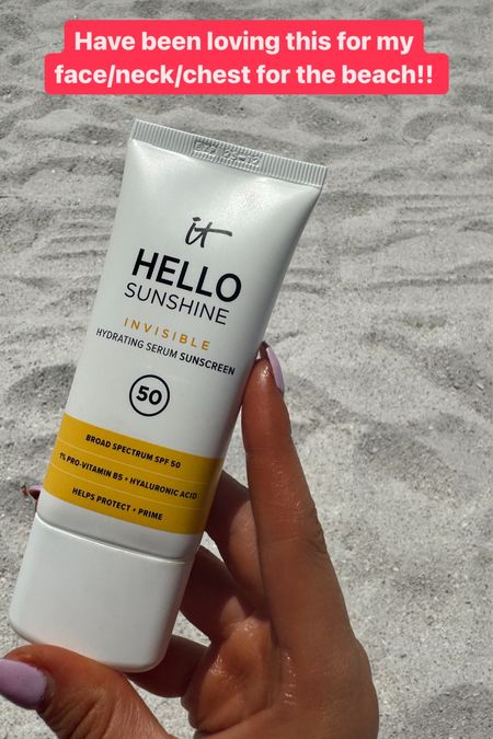 Loving this it cosmetics hello invisible sunscreen for the beach on my face beck and chest! 