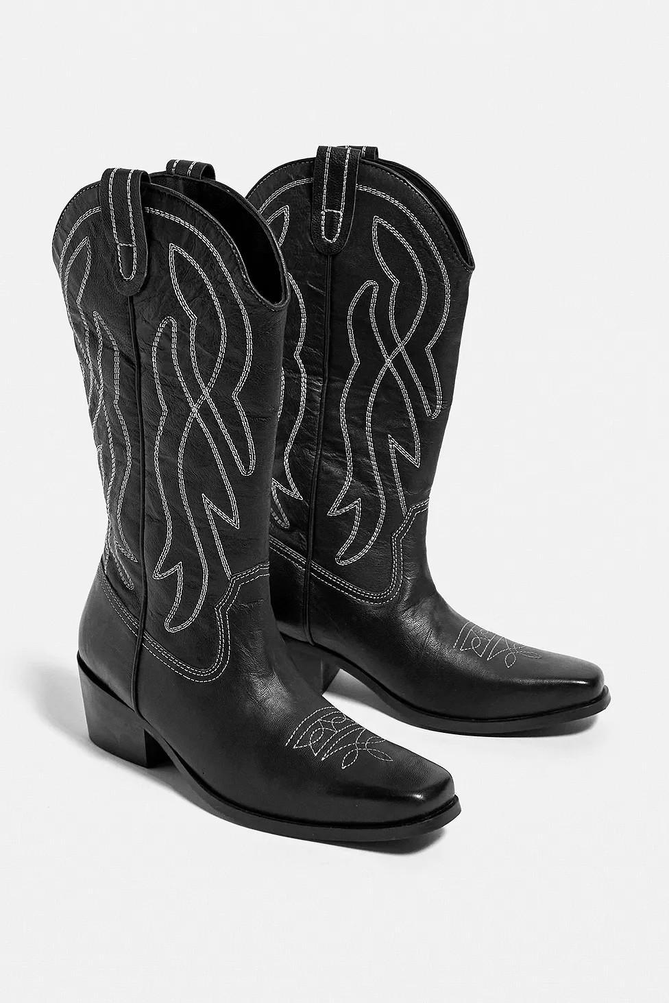 UO – Westernstiefel „Cass" in Schwarz | Urban Outfitters (EU)