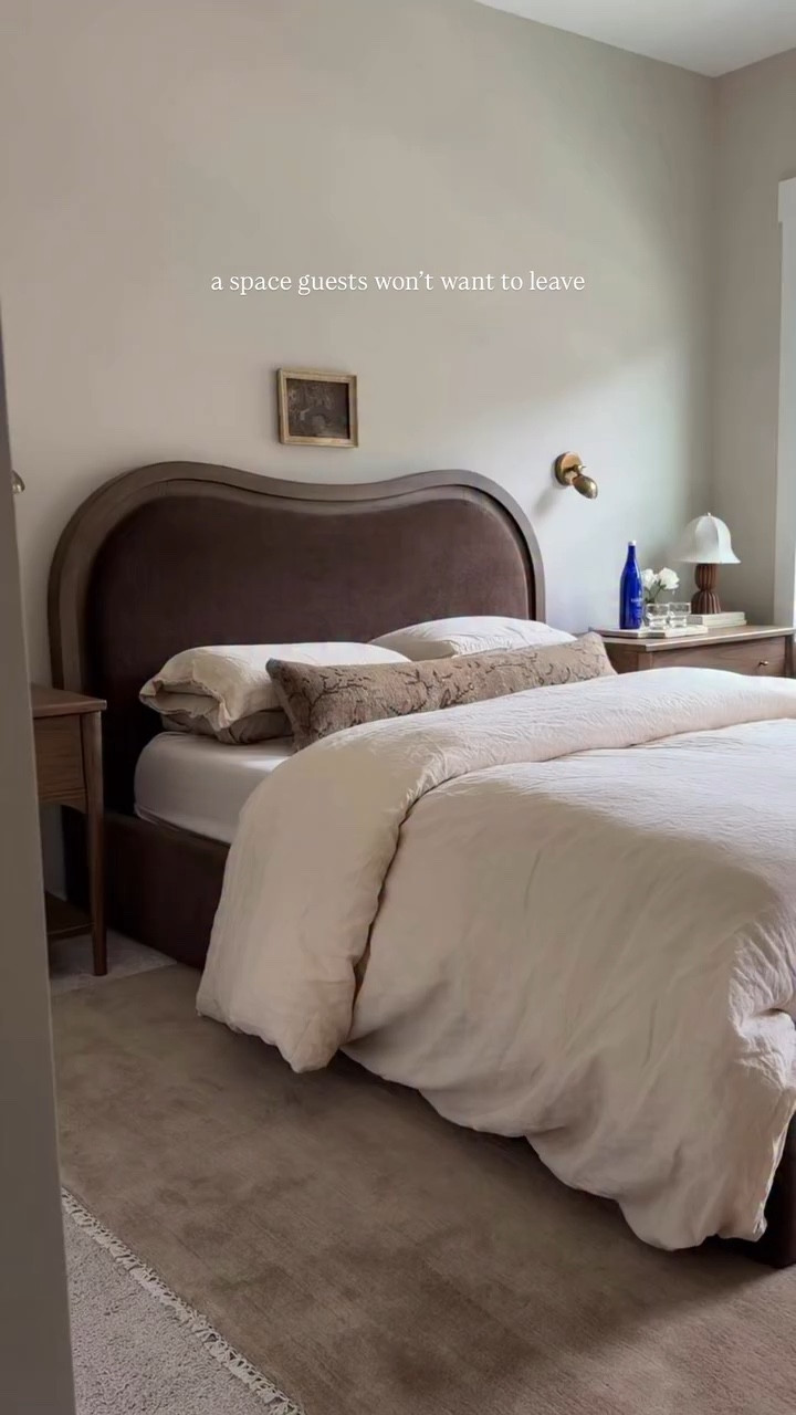 always making sure guests feel right at home 🤎 

#guestbedroom #bedroominspo #bedroomdesign #homeinspo bedroom ideas, warm and inviting bedroom, layered bedding, cozy home, guest bedroom ideas

#LTKHome