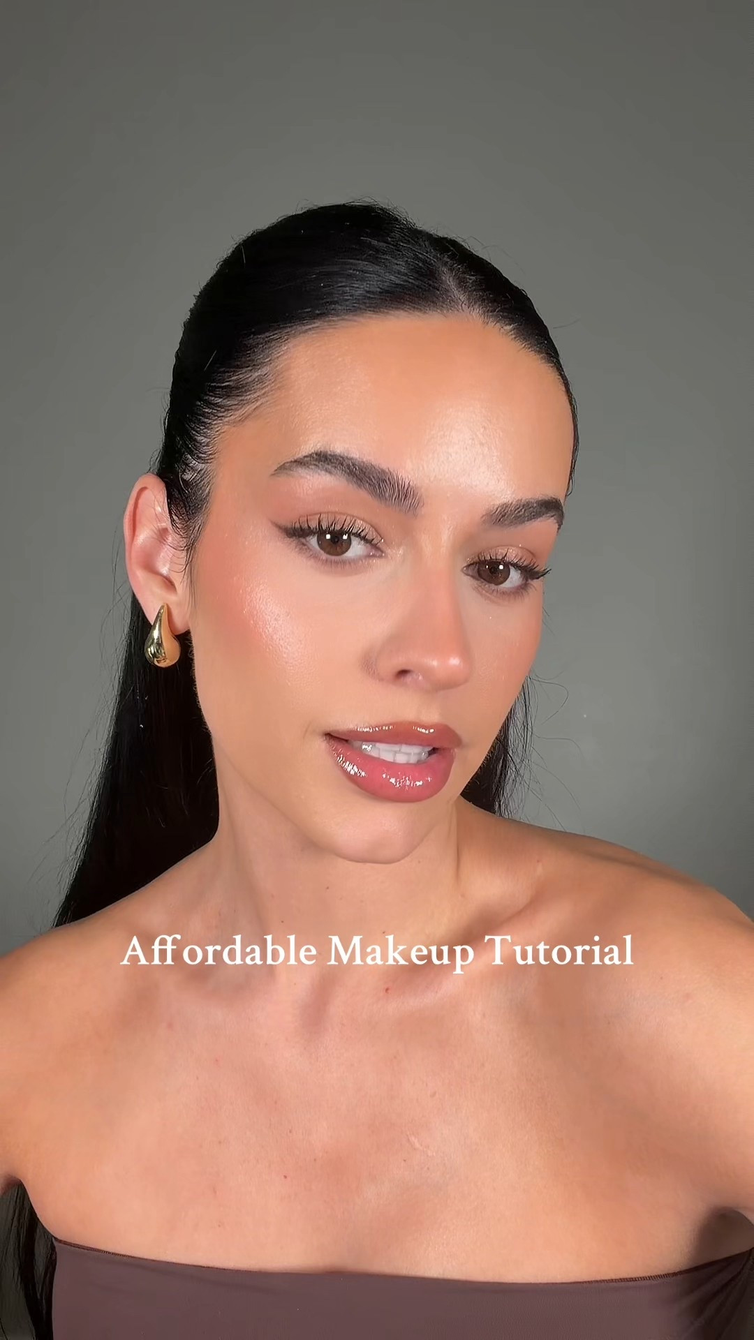 What’s your must have drugstore/affordable makeup product I need to try?😍 #makeup #makeuptutorial #makeuptiktok #affordablemakeup #drugstoremakeup #drugstoremakeupmusthaves #makeuptips #makeuptok 