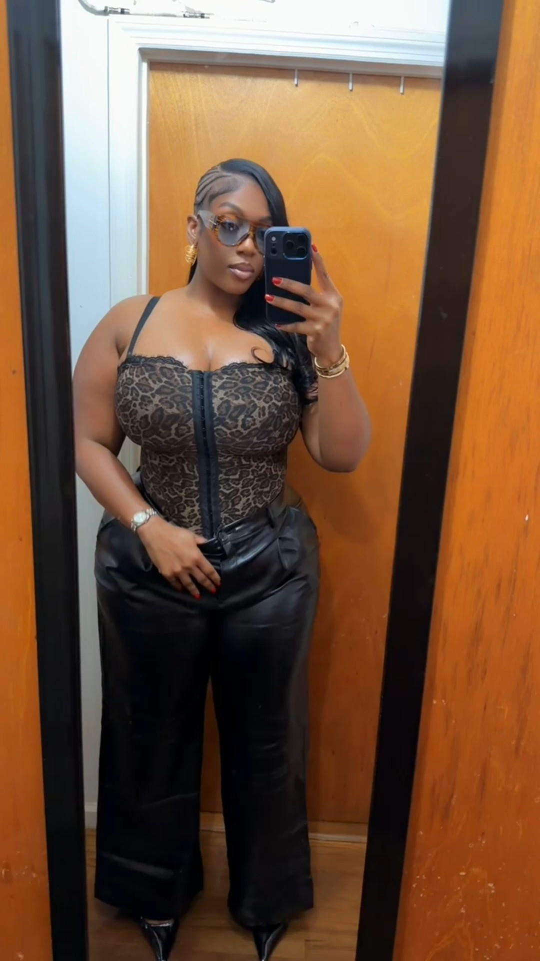 Size XL in corset top

#LTKSeasonal #LTKPlusSize #LTKStyleTip