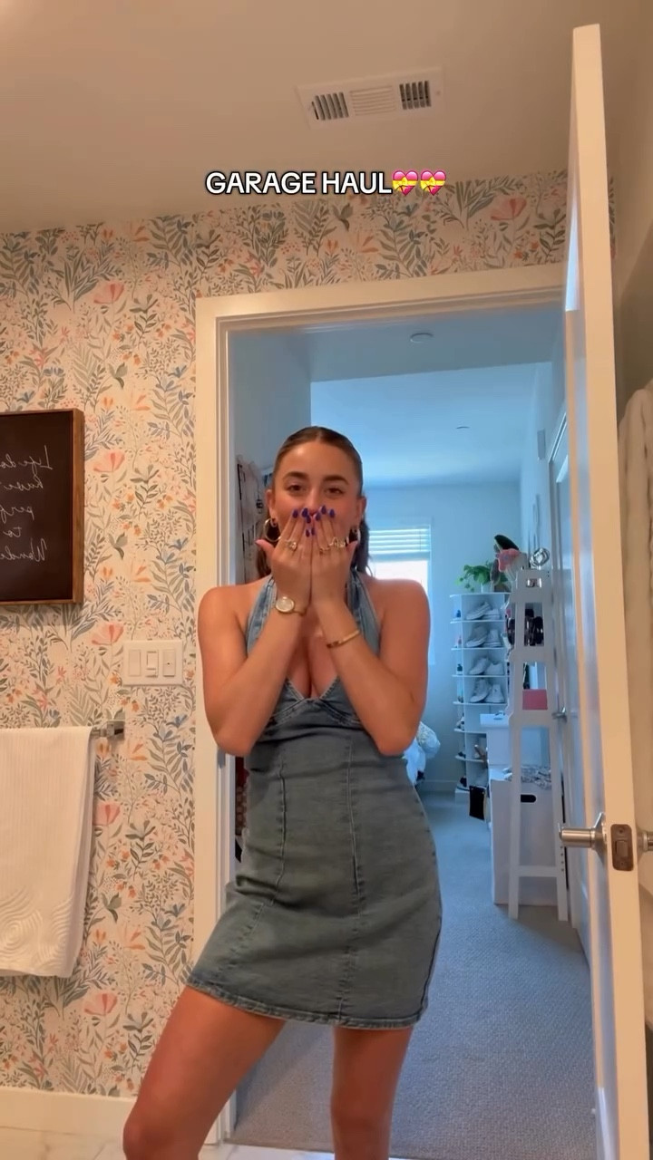 currently wearing the pink sweatset as I’m posting this… 💞💘💗 @garageclothing 

#LTKActive #LTKHoliday #LTKGiftGuide