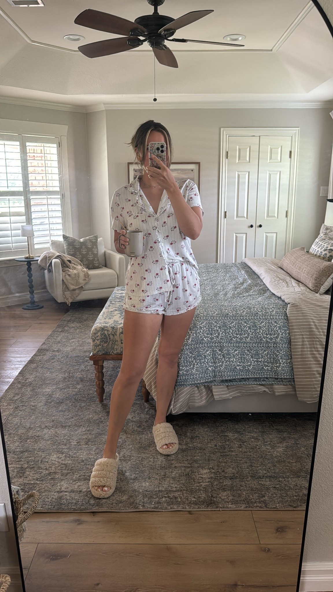 These Walmart pajamas are so cute with the ruffle details and vintage floral pattern! Plus they’re soft and stretchy!