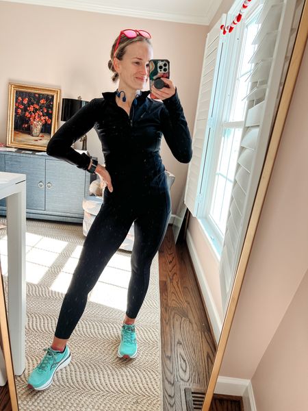 Today’s running outfit!! I have an XS in the top and size 2 in the leggings (best running leggings ever btw). I always go one full size up in my shoes. My headphones are $20 off right now! 

#LTKfit #LTKsalealert