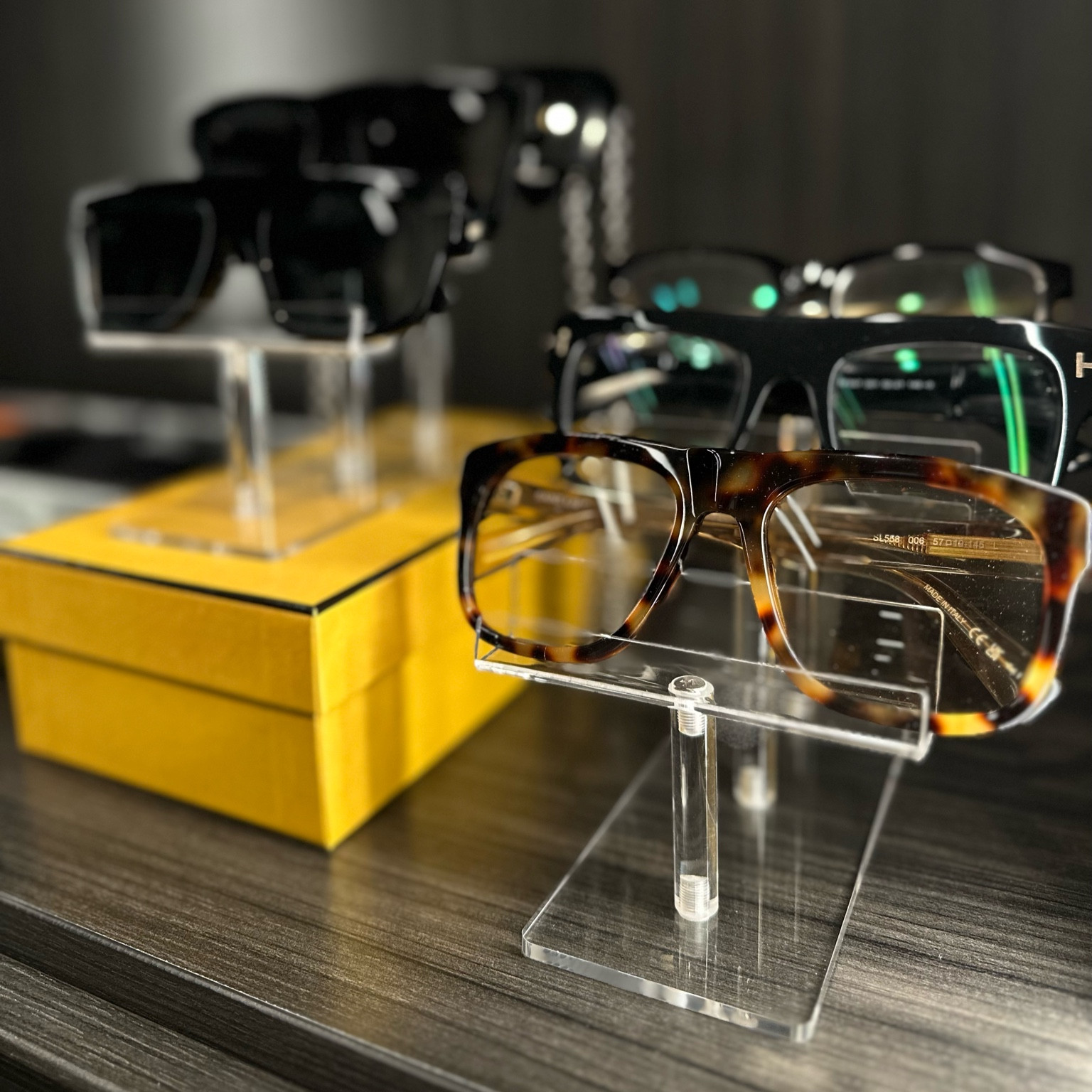 Acrylic sunglass display stand - perfect for organizing your eyewear on your countertop! 
#homeorganization #organization #storage #sunglasses #interiordesign #homedecor #LTKhome
