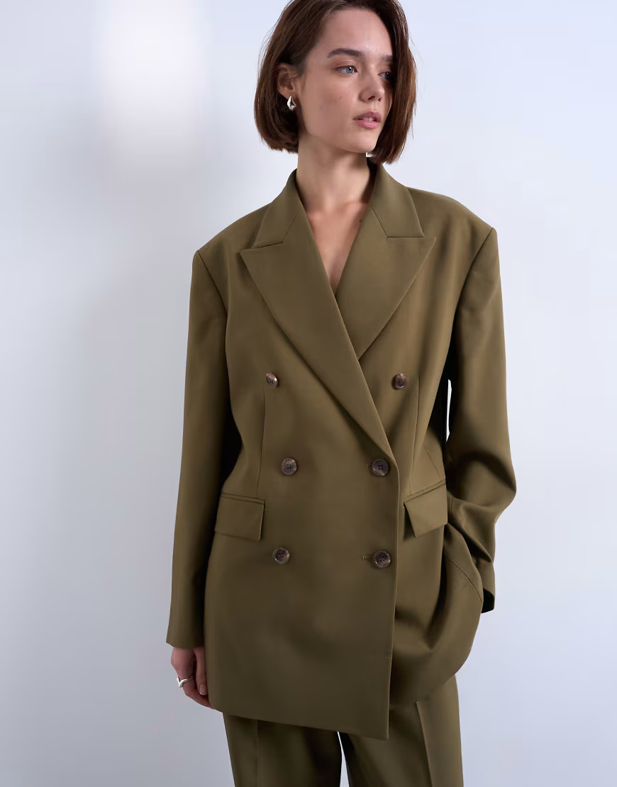 Topshop - Blazer doppiopetto kaki stile smoking con 6 bottoni-Verde | ASOS (Global)